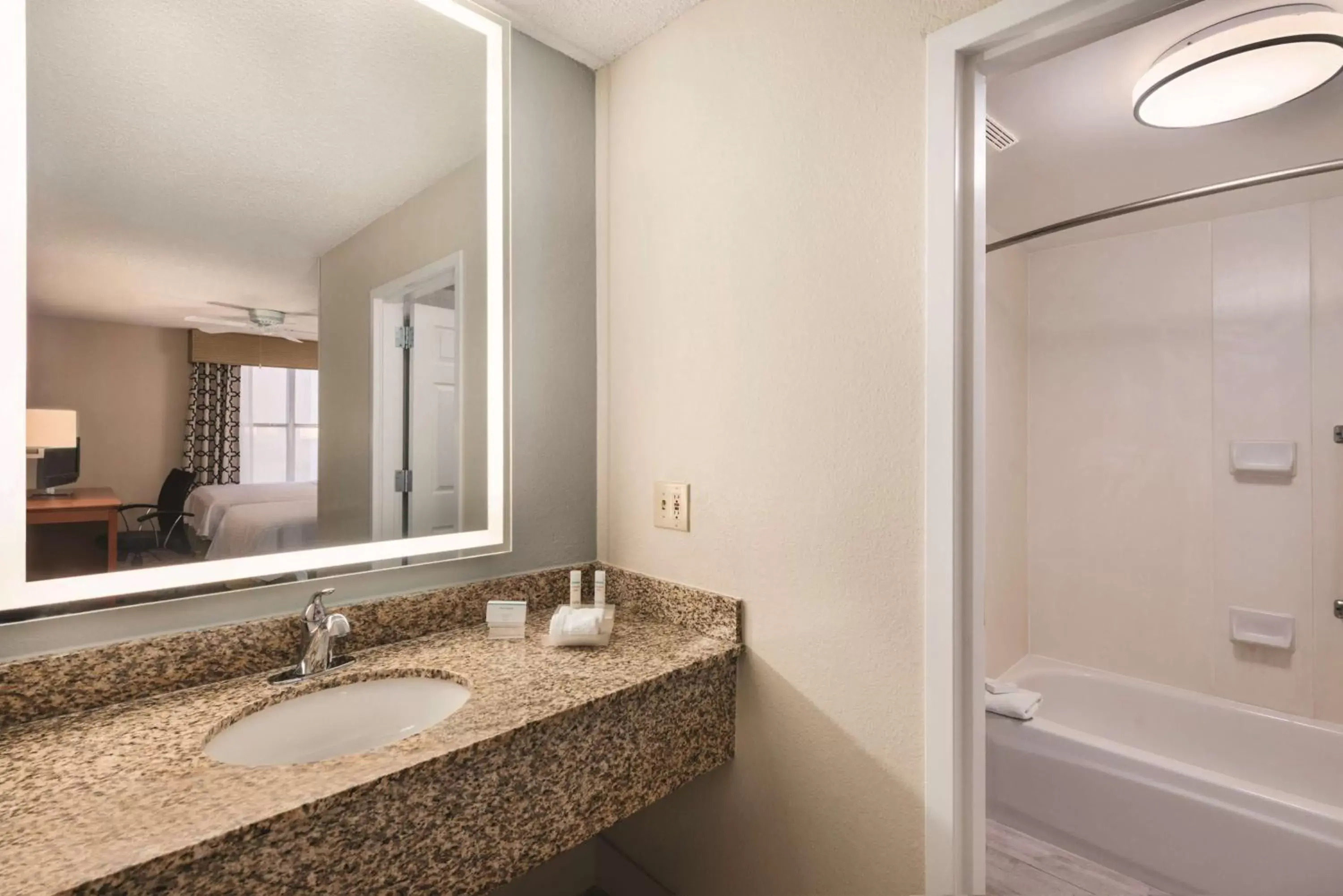 One-Bedroom Suite with Two Double Beds - Non-Smoking in Homewood Suites by Hilton Orlando-International Drive Convention Center One-Bedroom Suite with Two Double Beds - Non-Smoking in Homewood Suites by Hilton Orlando-International Drive Convention Center