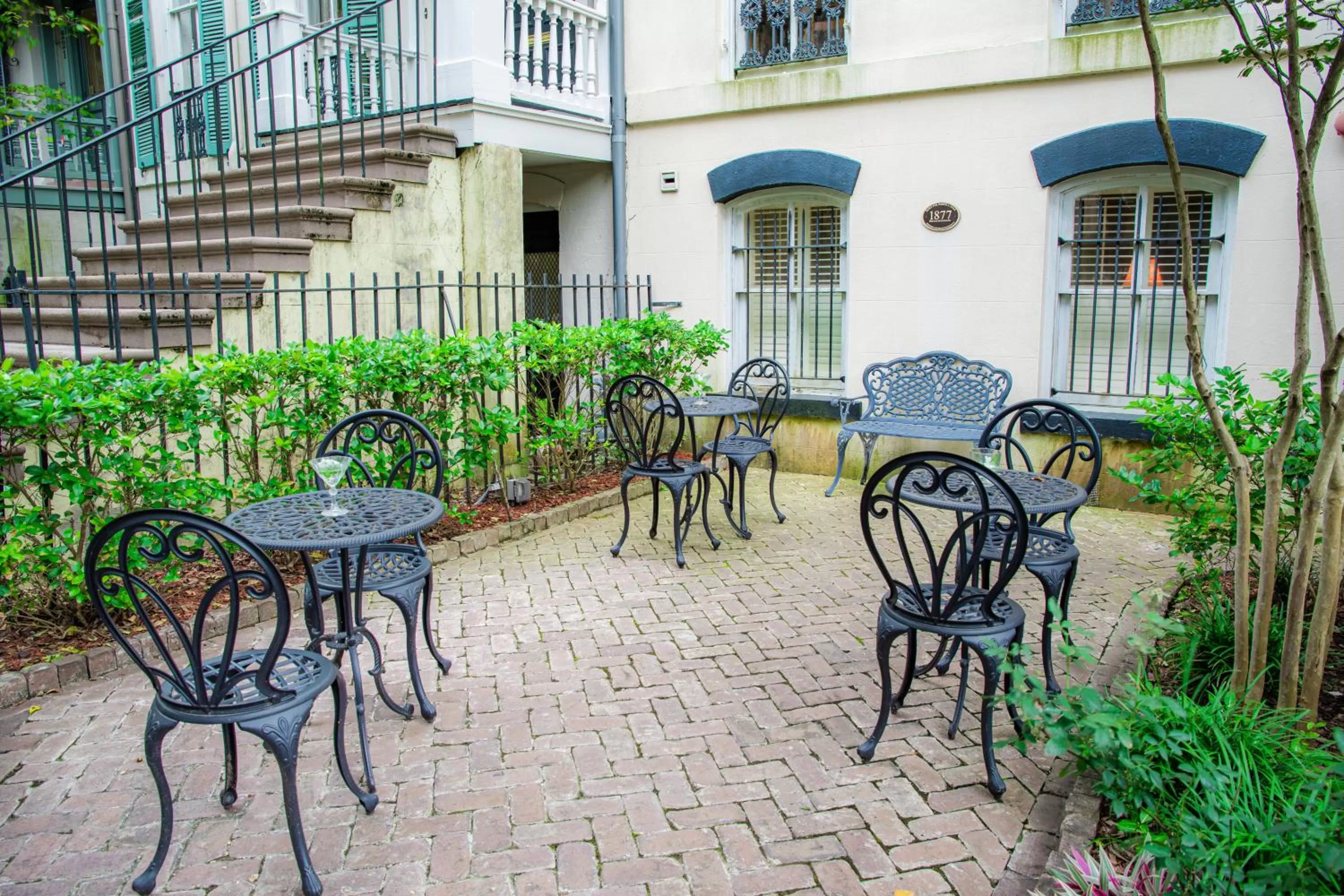 Patio in Justine Inn Savannah