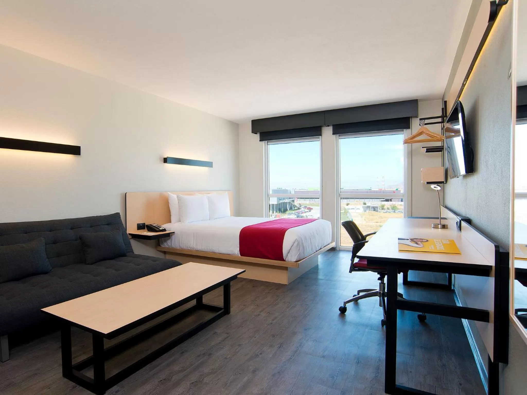 Bedroom, Bed in City Express by Marriott Santiago Aeropuerto