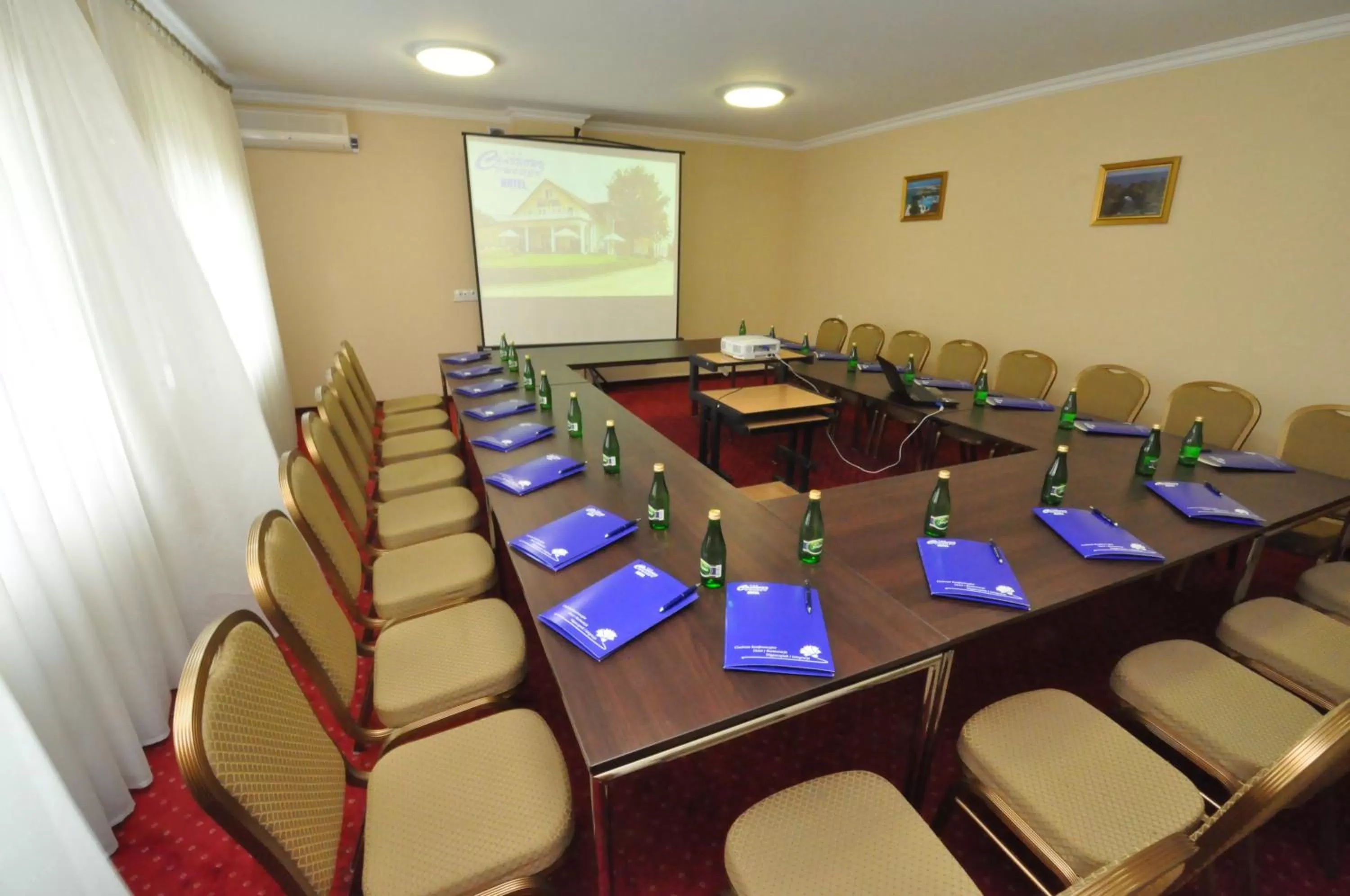 Meeting/conference room in Hotel Chabrowy Dworek