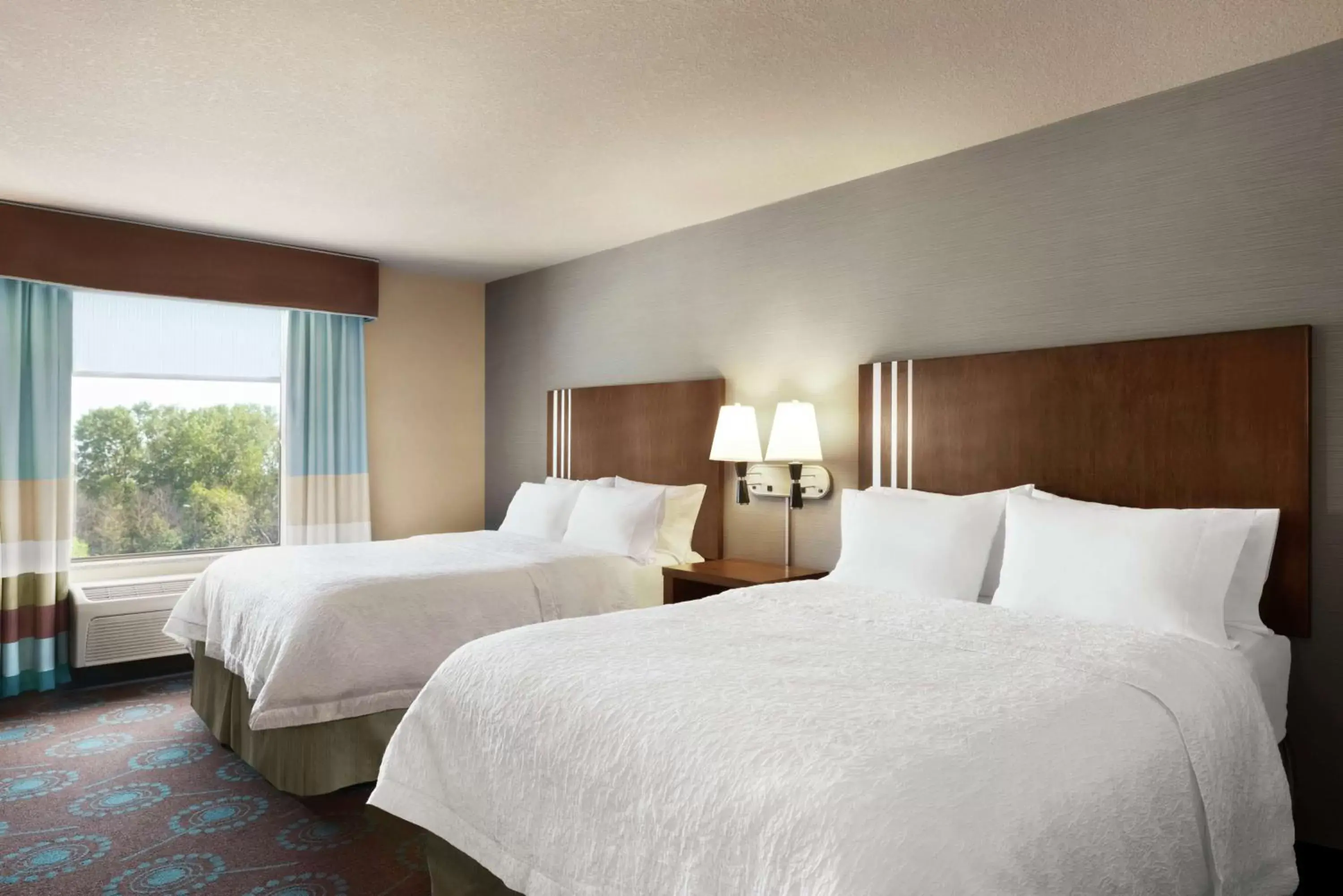 Queen Room with Two Queen Beds and Bath Tub - Mobility Accessible/Non-Smoking in Hampton Inn & Suites Grafton Queen Room with Two Queen Beds and Bath Tub - Mobility Accessible/Non-Smoking in Hampton Inn & Suites Grafton