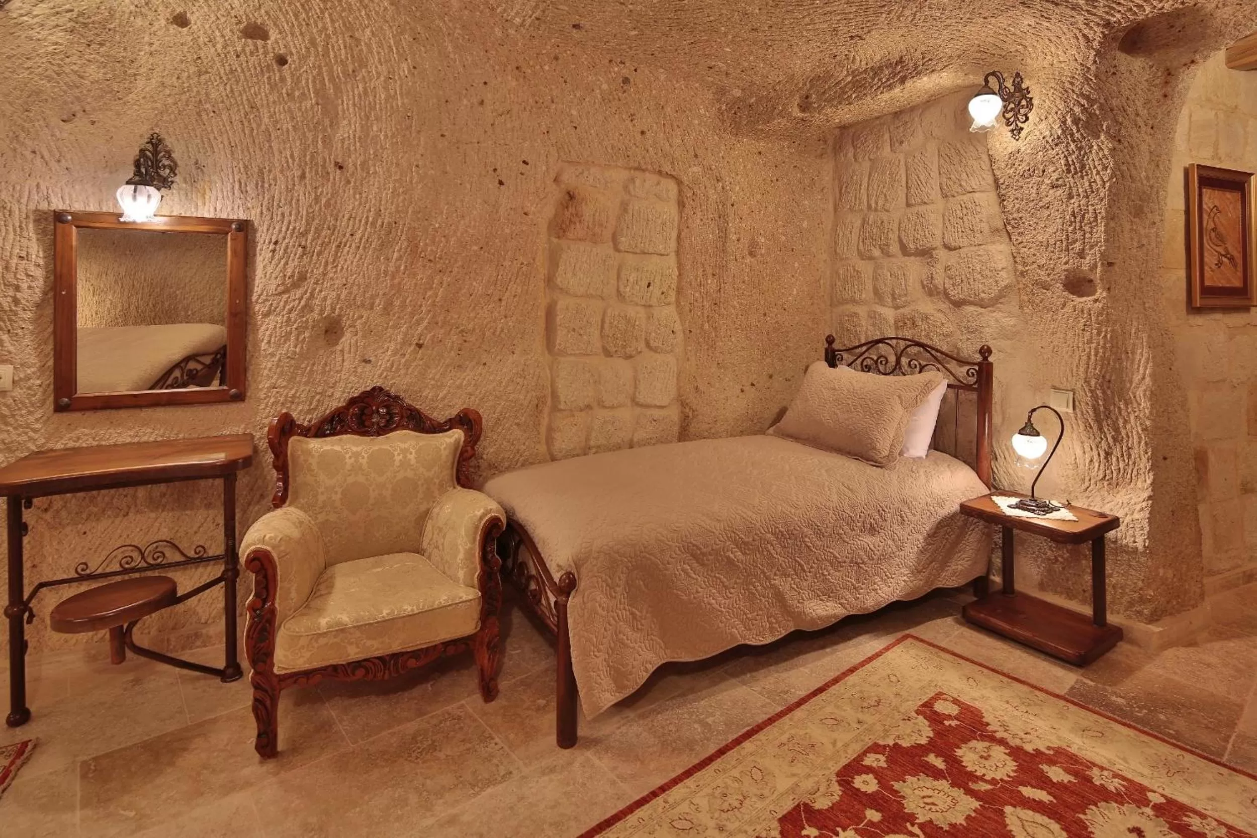 Bed in Vista Cave Hotel