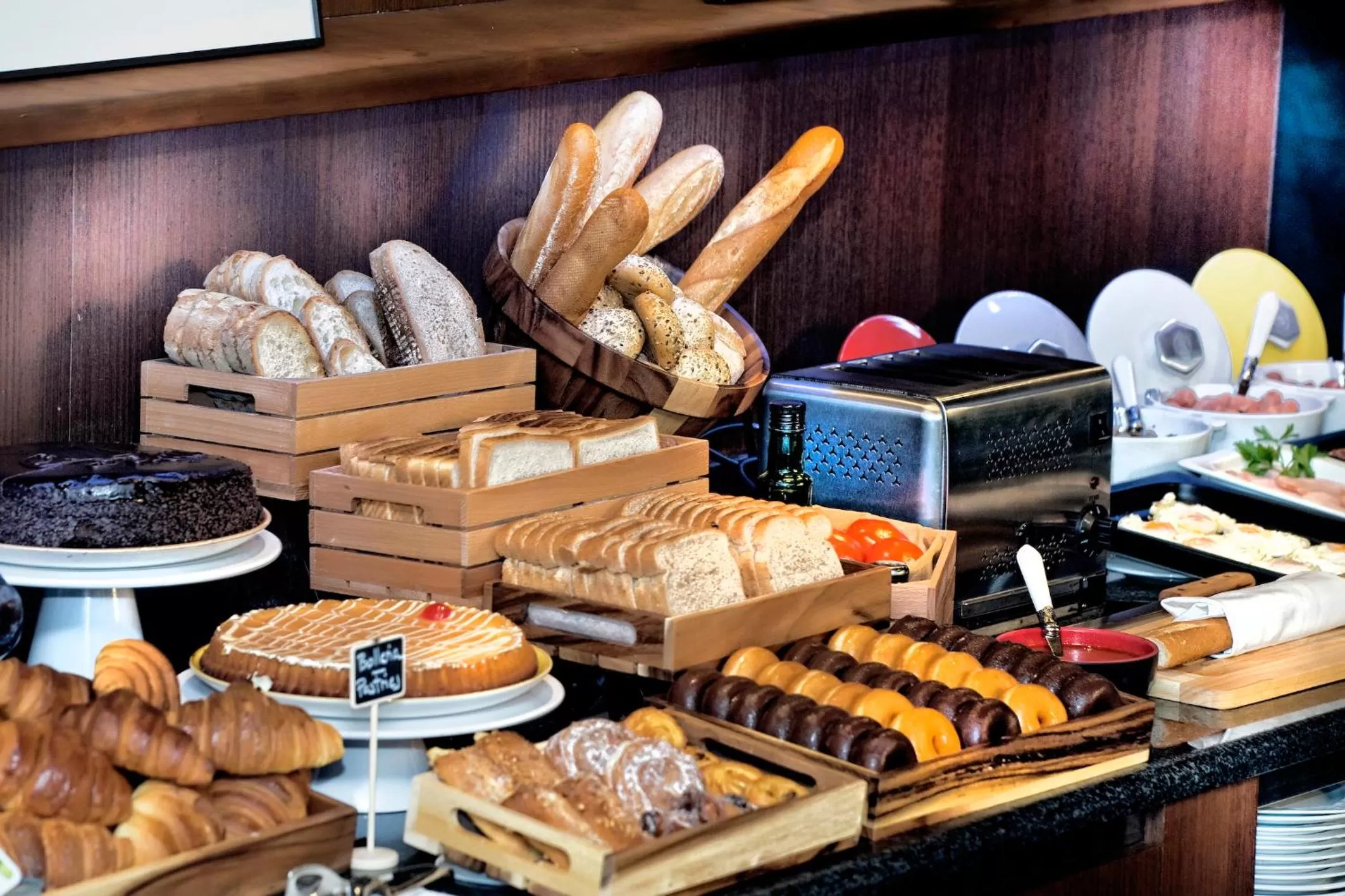 Buffet breakfast in Best Western Plus Hotel Alfa Aeropuerto