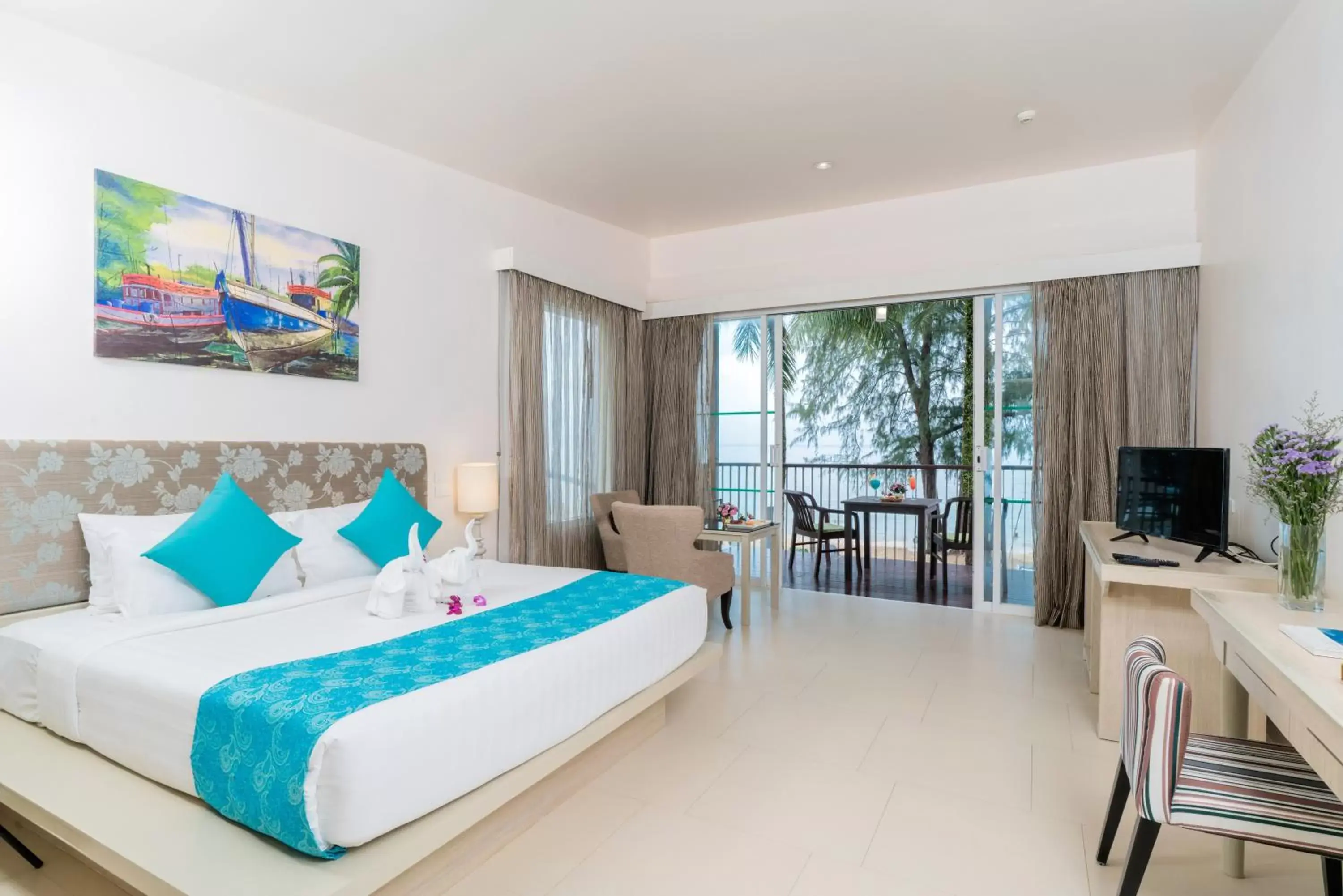 Grand Deluxe Double Room - Beachfront in The Briza Beach Resort, Khao Lak SHA Extra Plus Grand Deluxe Double Room - Beachfront in The Briza Beach Resort, Khao Lak SHA Extra Plus