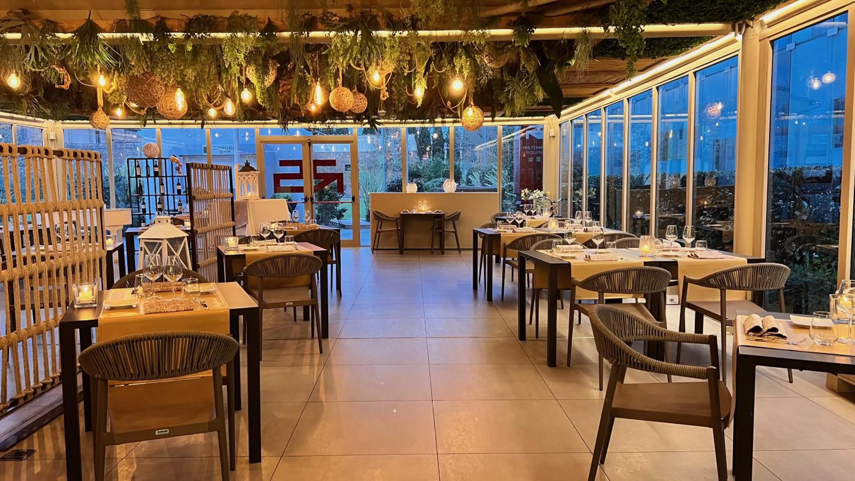 Restaurant/places to eat in San Ranieri Hotel