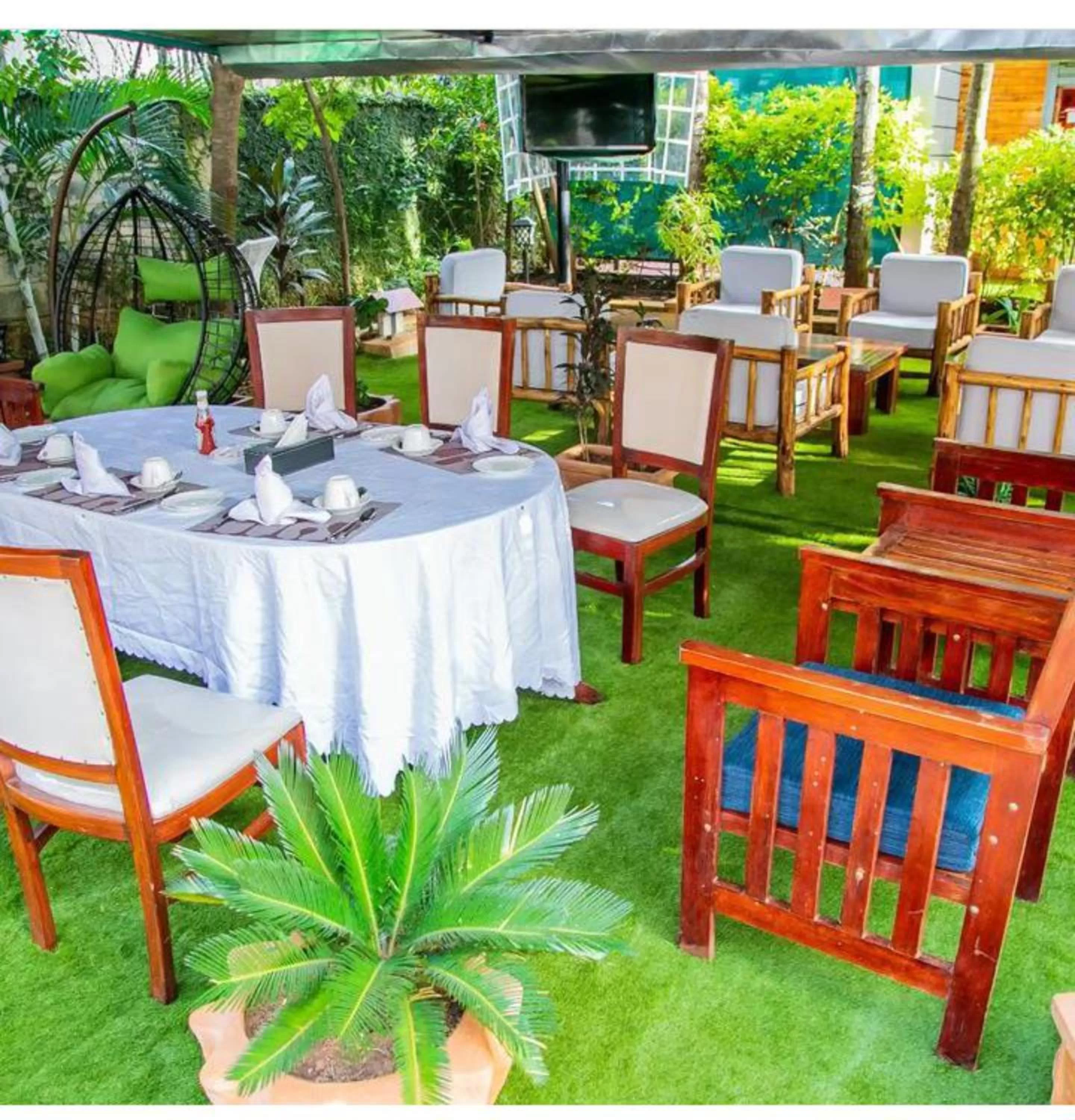 Restaurant/places to eat in Lovely Garden Guest Home