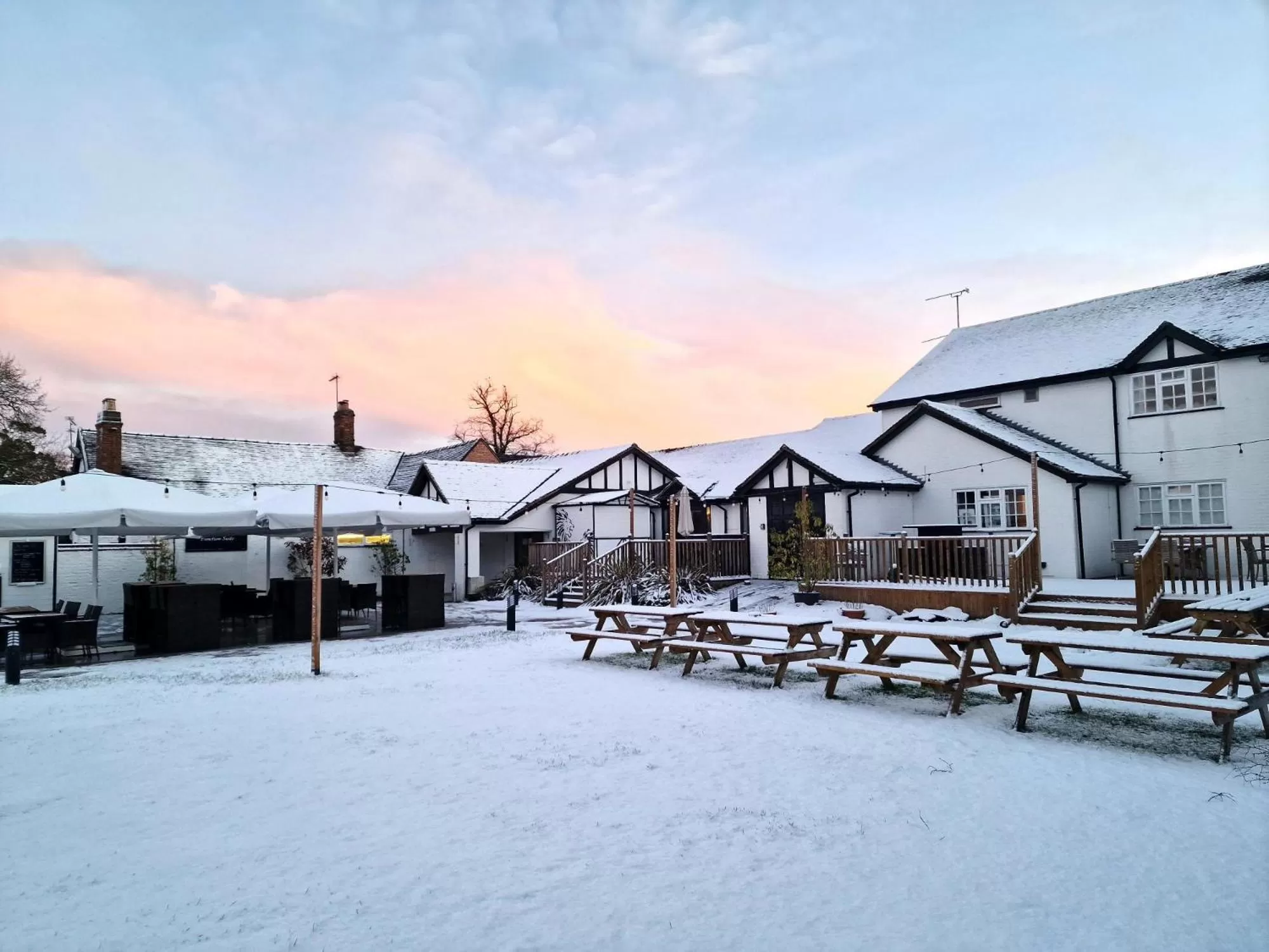 Property building in White Lion Hotel