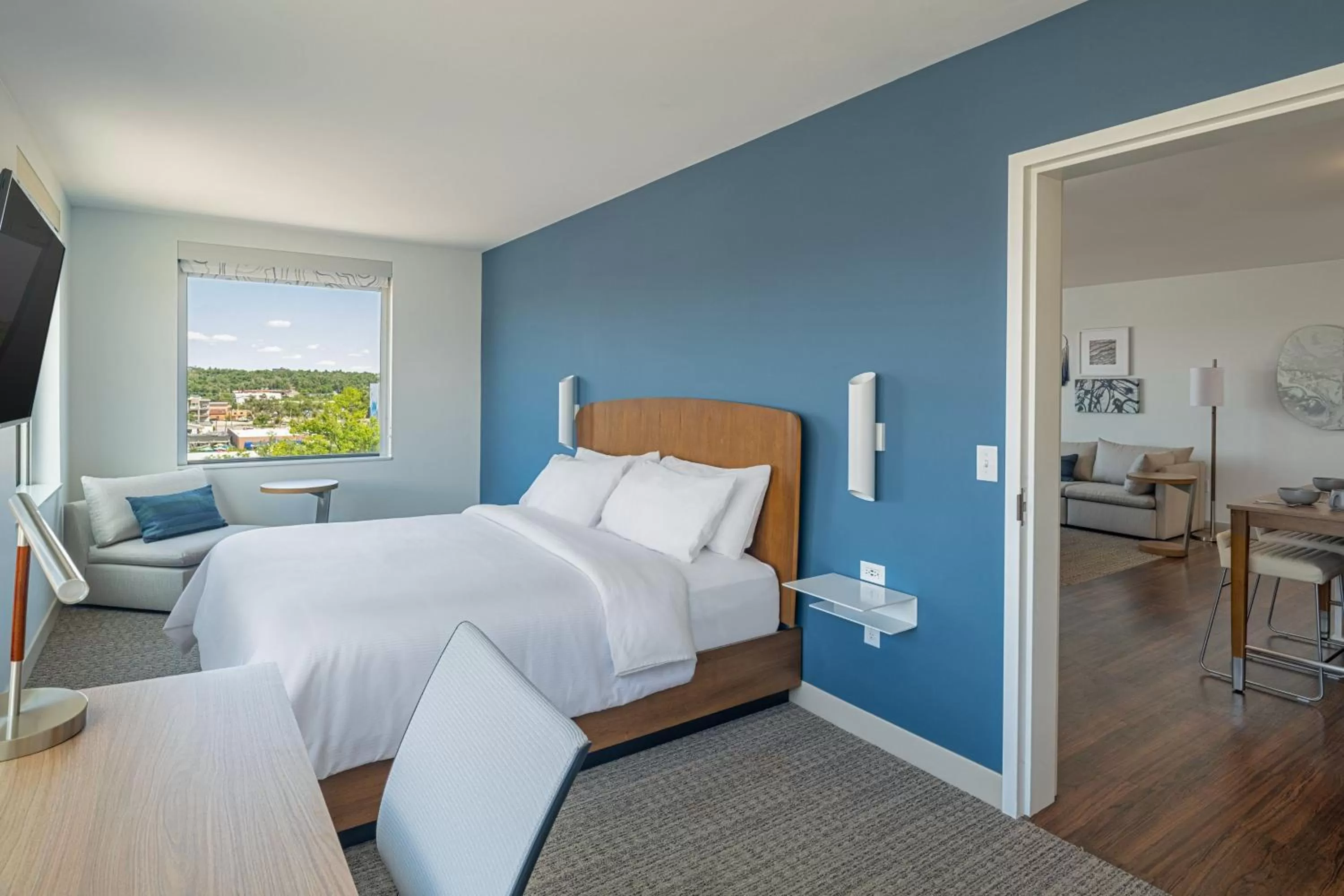 Bedroom, Bed in Element Colorado Springs Downtown