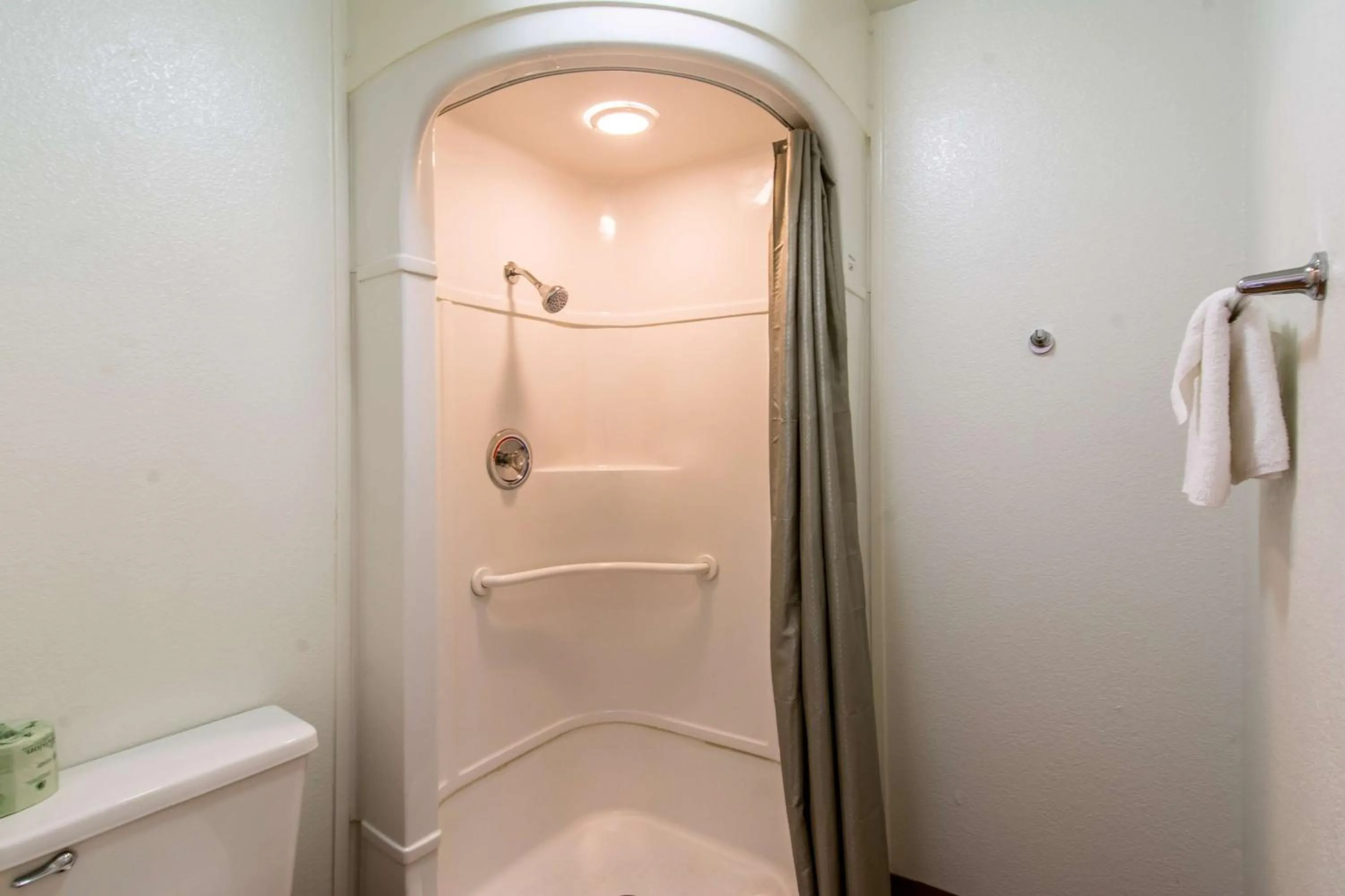 Bathroom in Motel 6-Redding, CA - North
