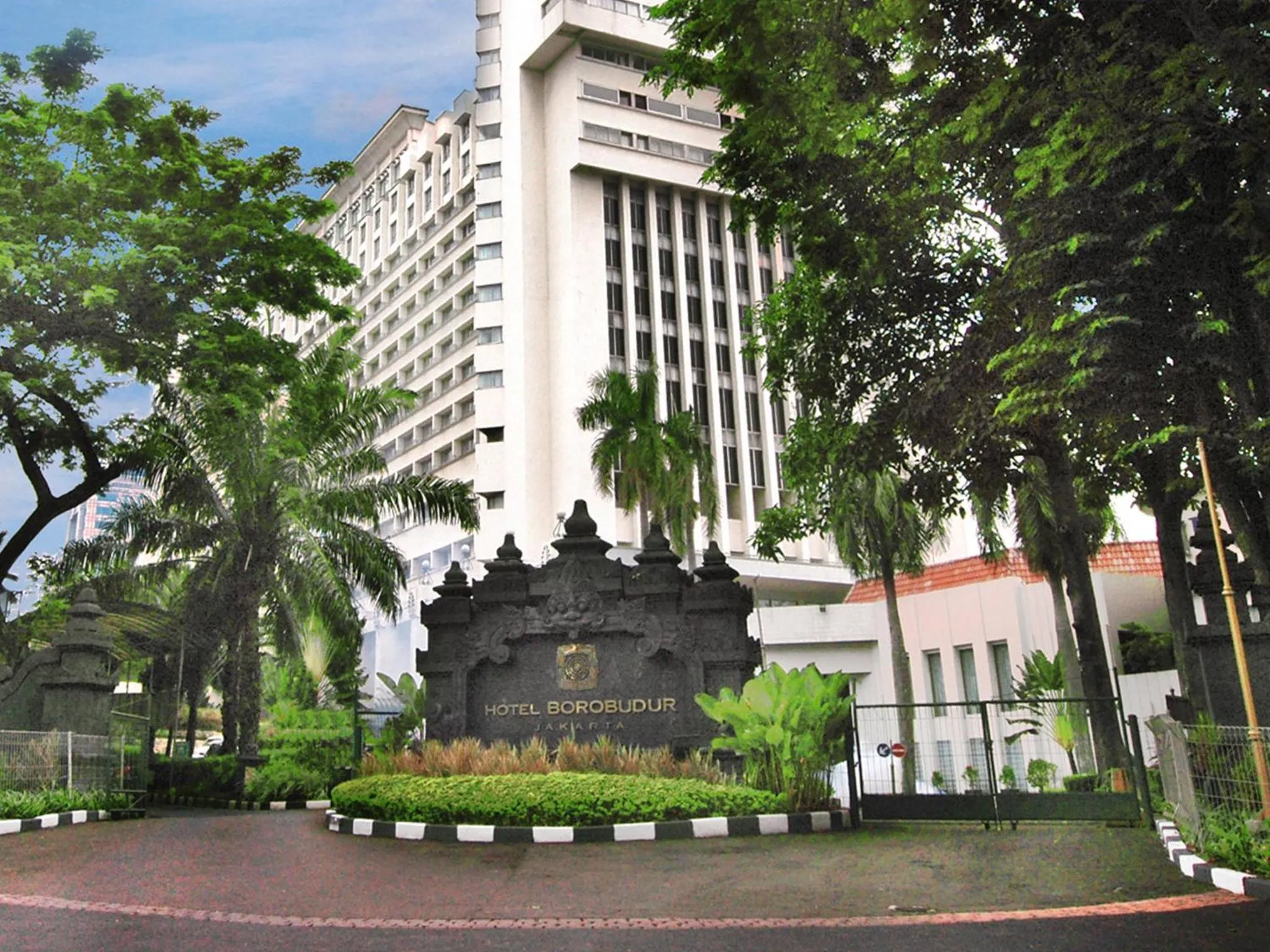 Facade/entrance in Hotel Borobudur Jakarta