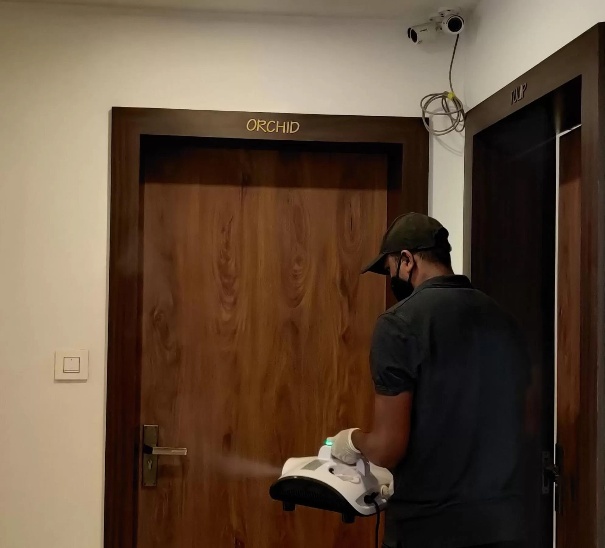 group of guests in Casillda Munnar