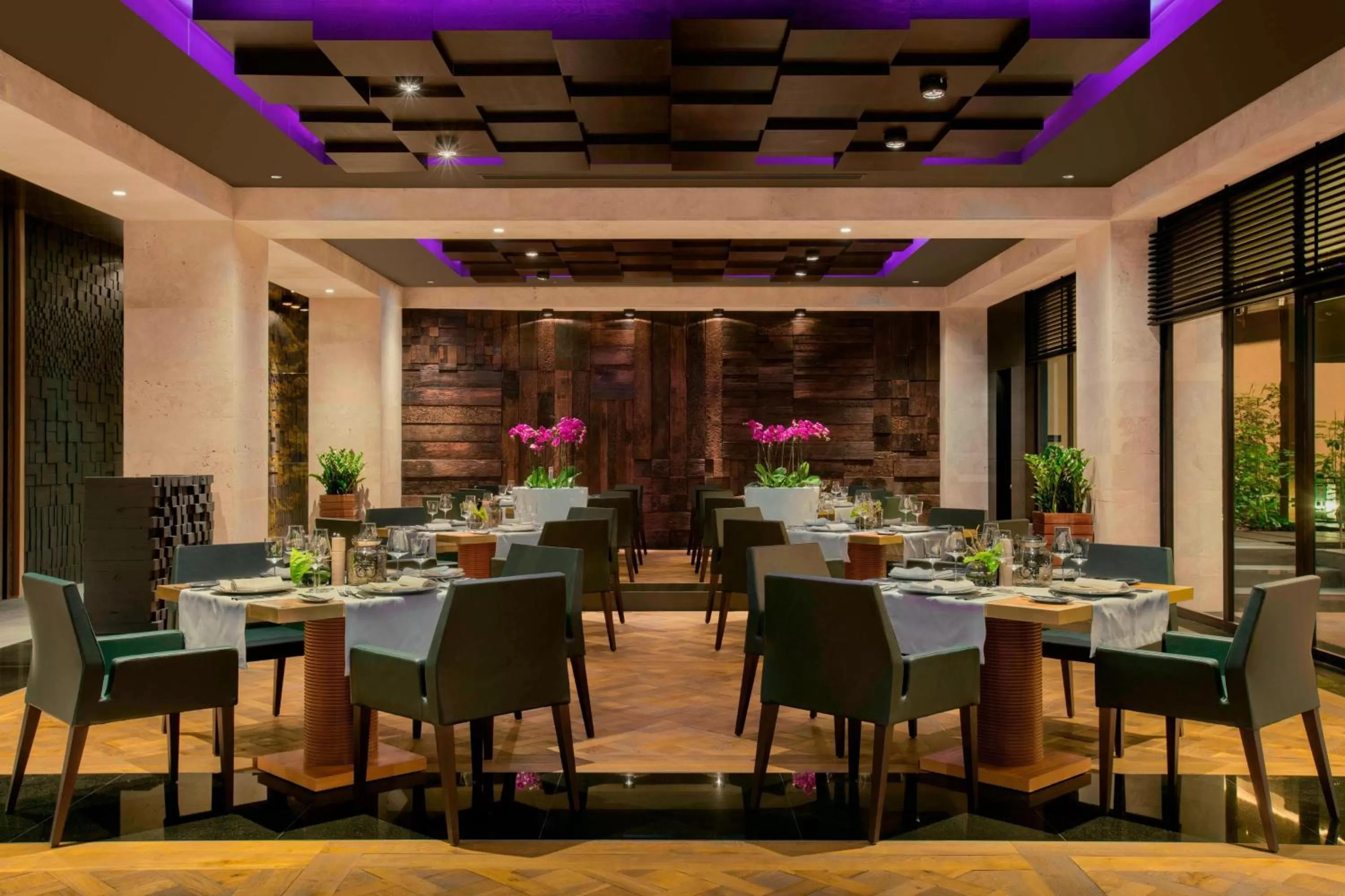 Restaurant/places to eat in The Westin Doha Hotel & Spa