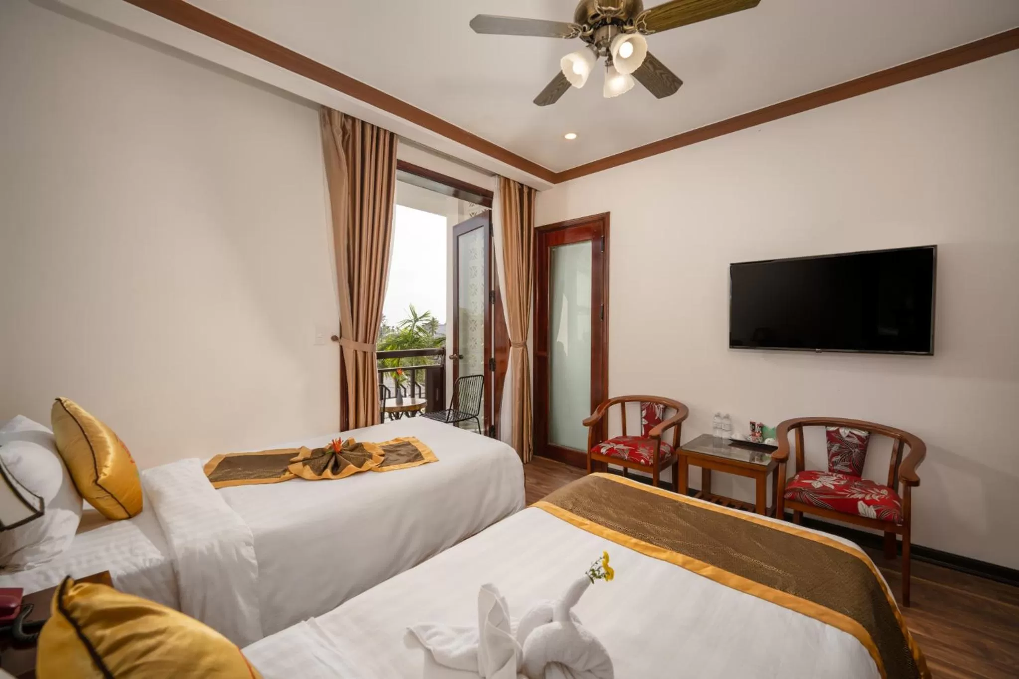View (from property/room), Bed in RAON Hoi An - STAY 24H
