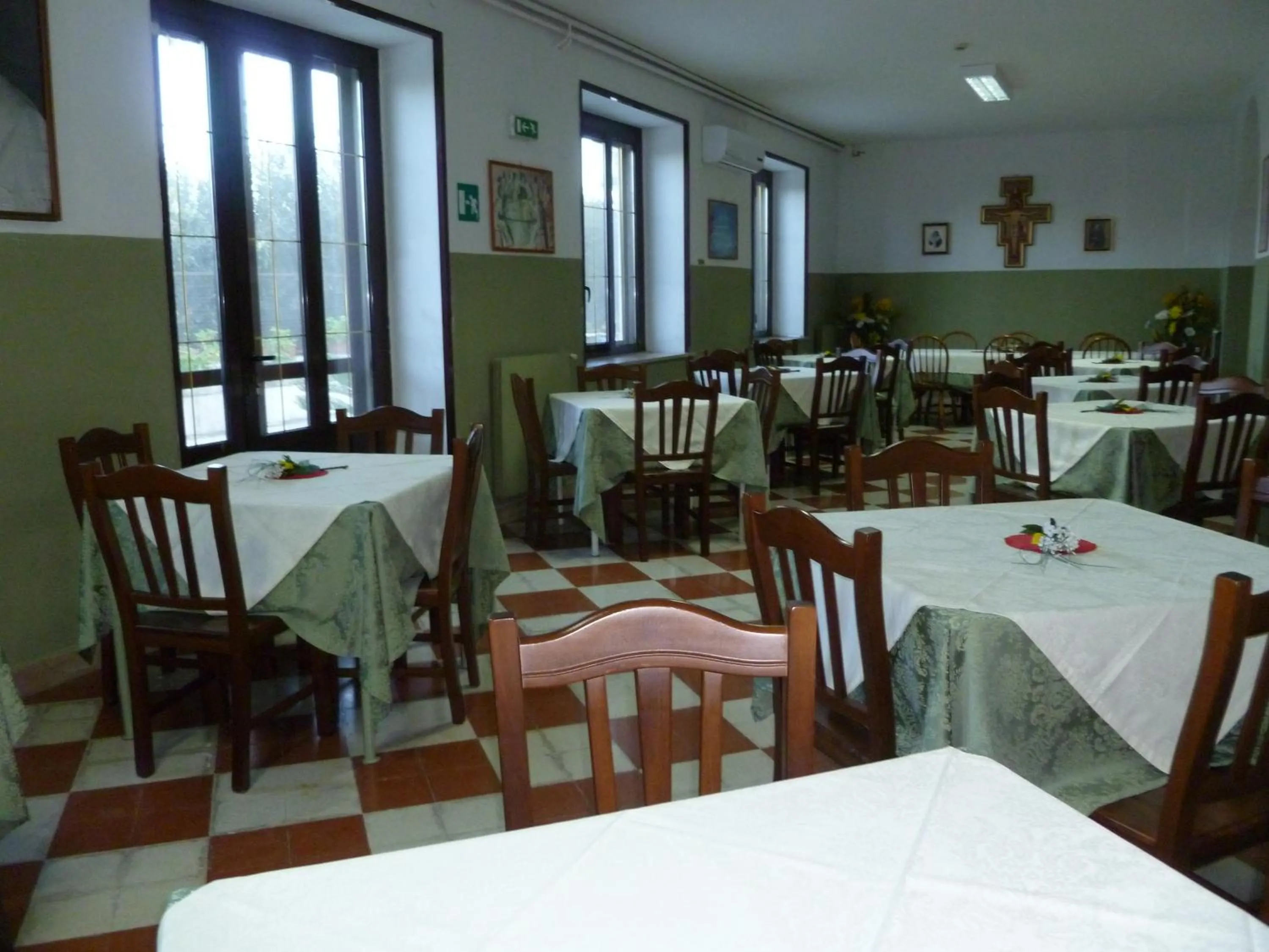 Restaurant/places to eat in Ancelle Sorrento - Casa d'Accoglienza