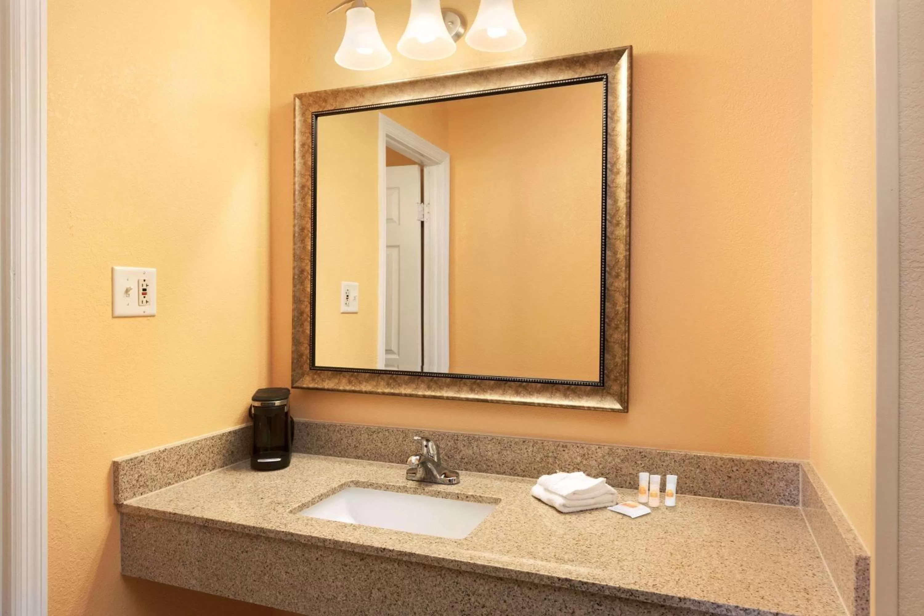 Bathroom in Days Inn by Wyndham Queensbury/Lake George