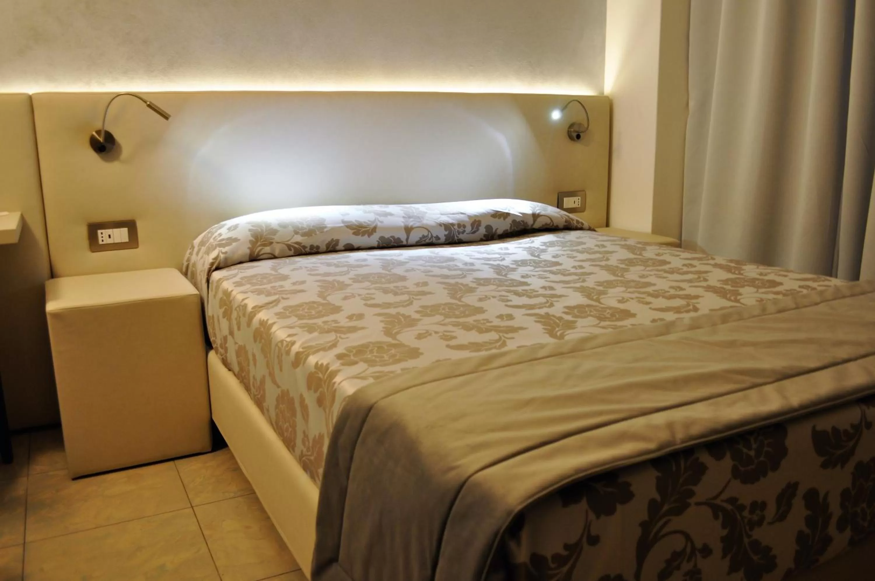 Bedroom in Hotel Garibaldi