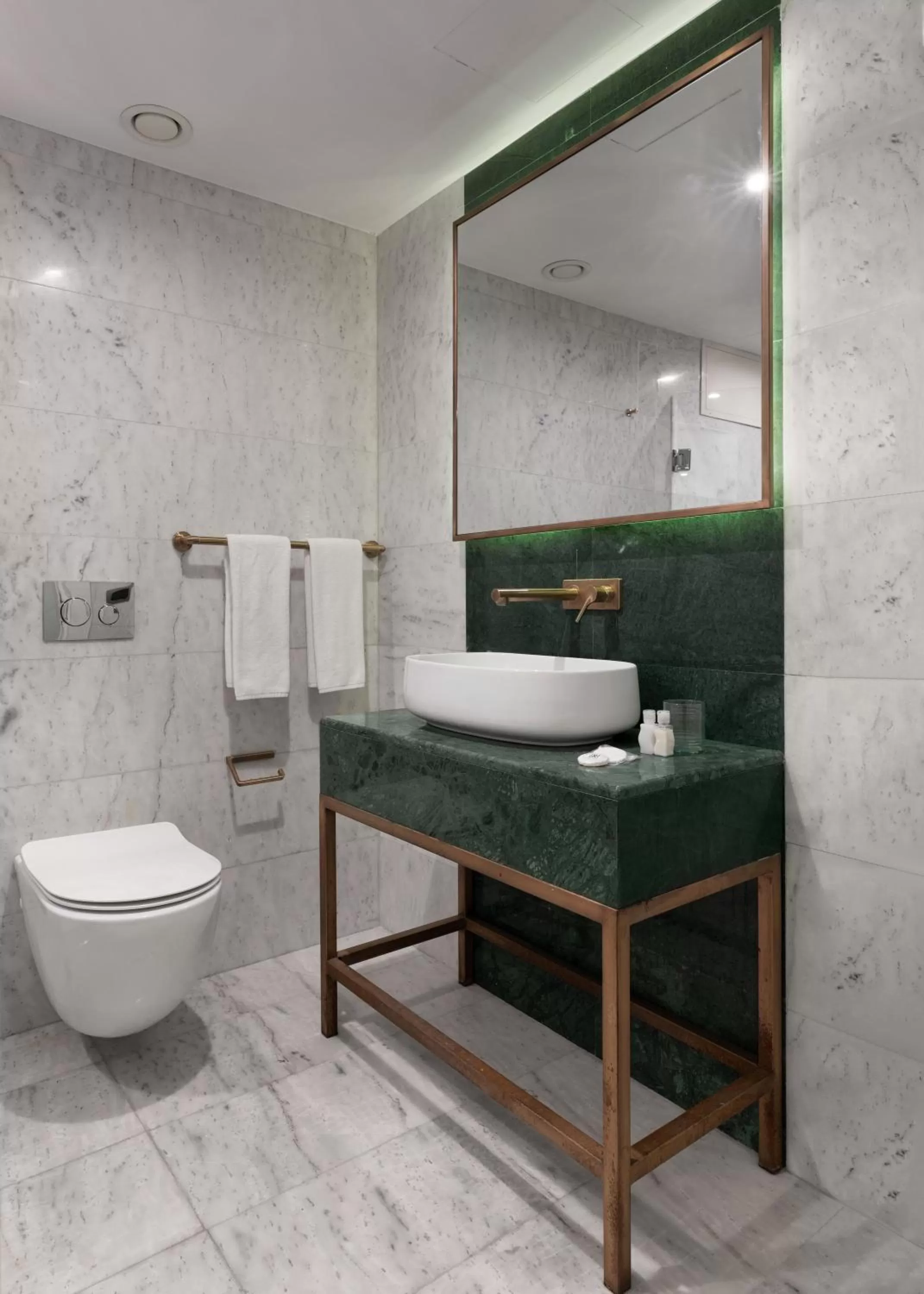 Toilet in Pera Rasso Hotel