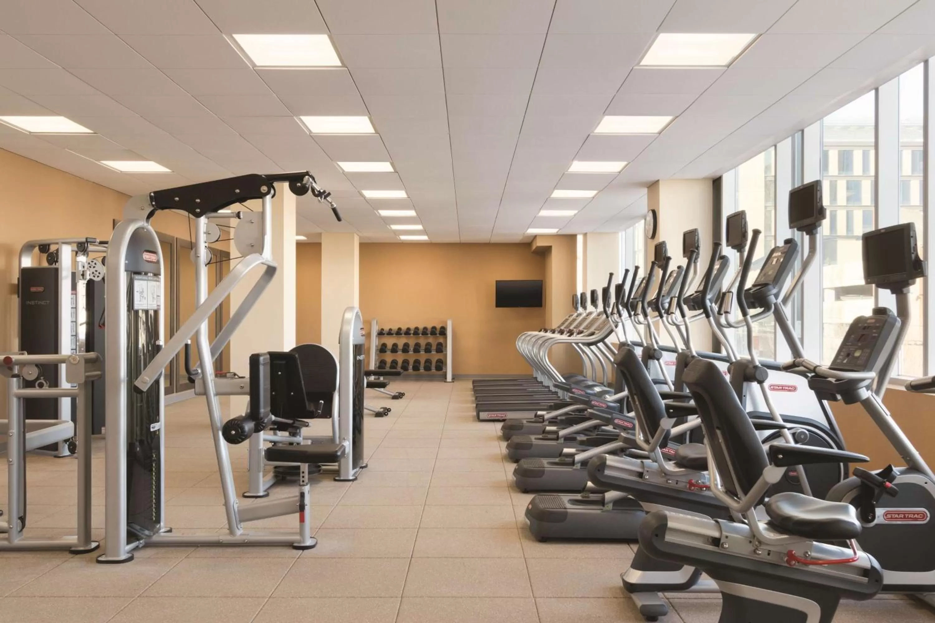 Fitness centre/facilities in Homewood Suites by Hilton Calgary Downtown