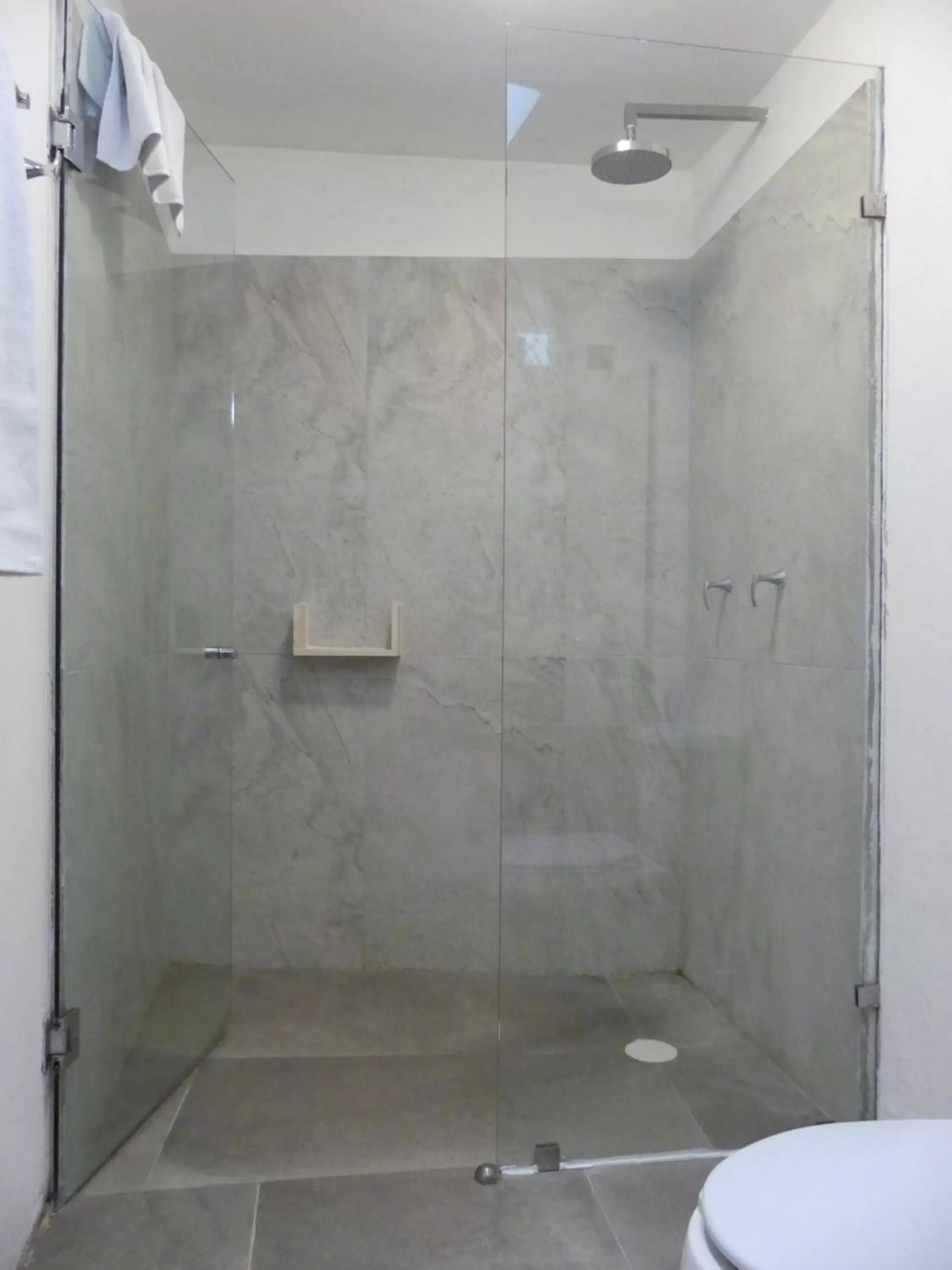Shower in Casa Valladolid Boutique Hotel