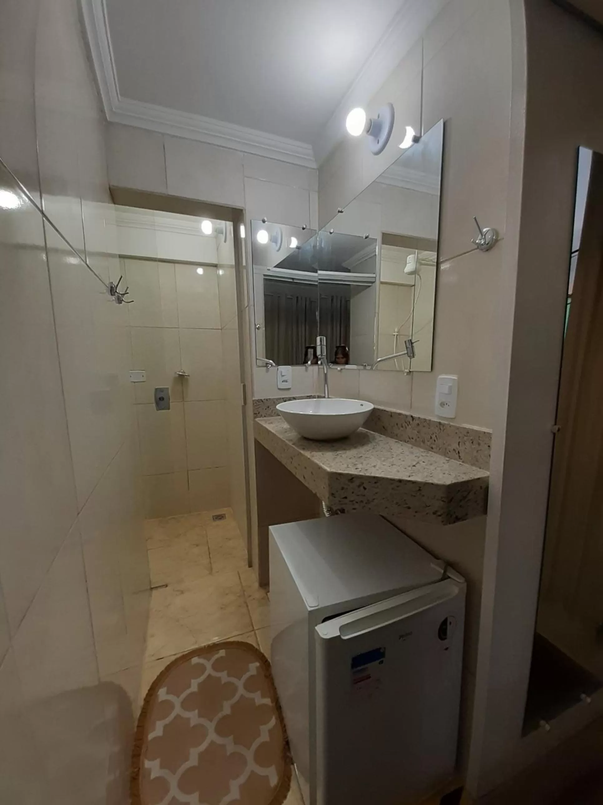 Shower, Bathroom in Pousada Reino Encantado - São Thomé das Letras - Minas Gerais