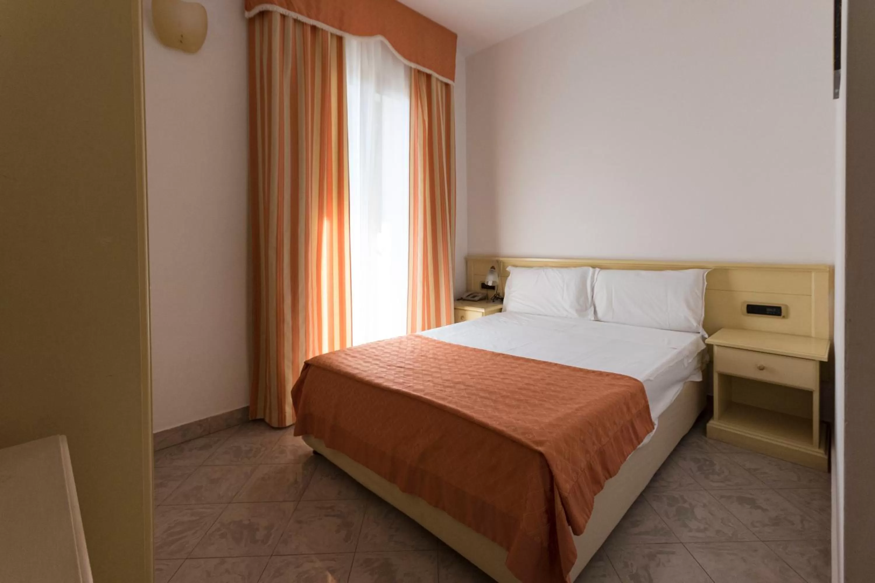 Photo of the whole room, Bed in Hotel Stella 2000