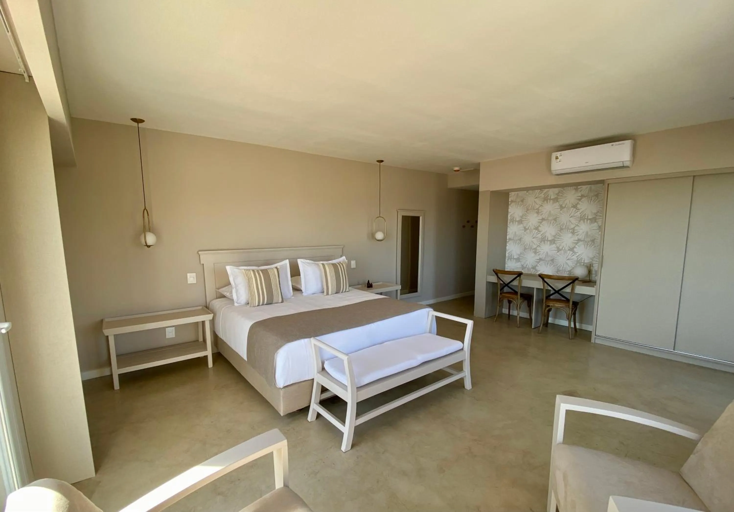 Photo of the whole room, Bed in Serena Hotel - Punta del Este - Unico sobre la Playa