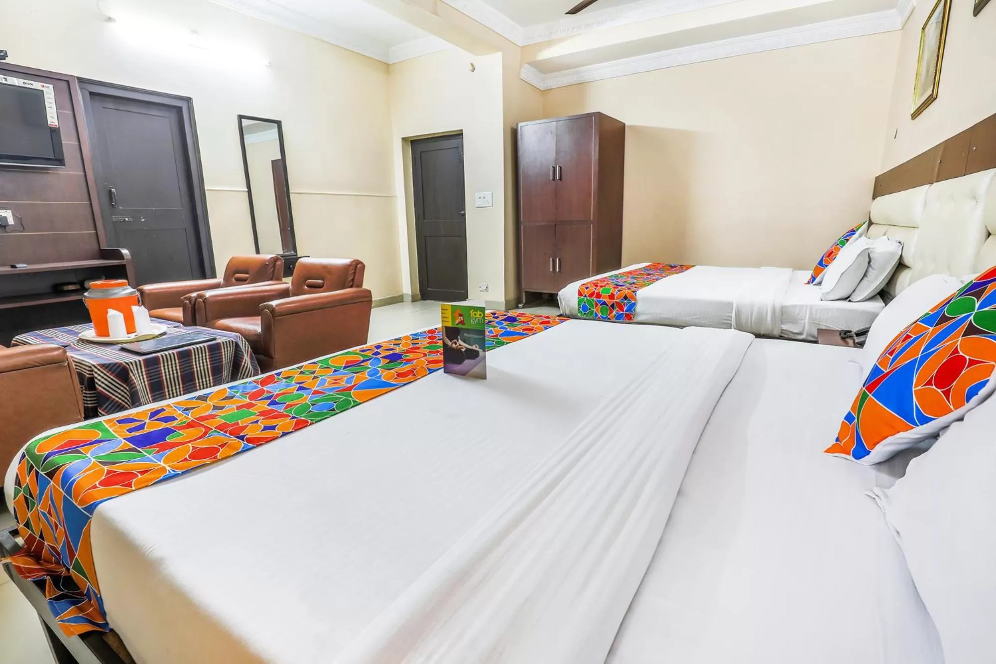 TV and multimedia, Bed in FabHotel Pramila Inn