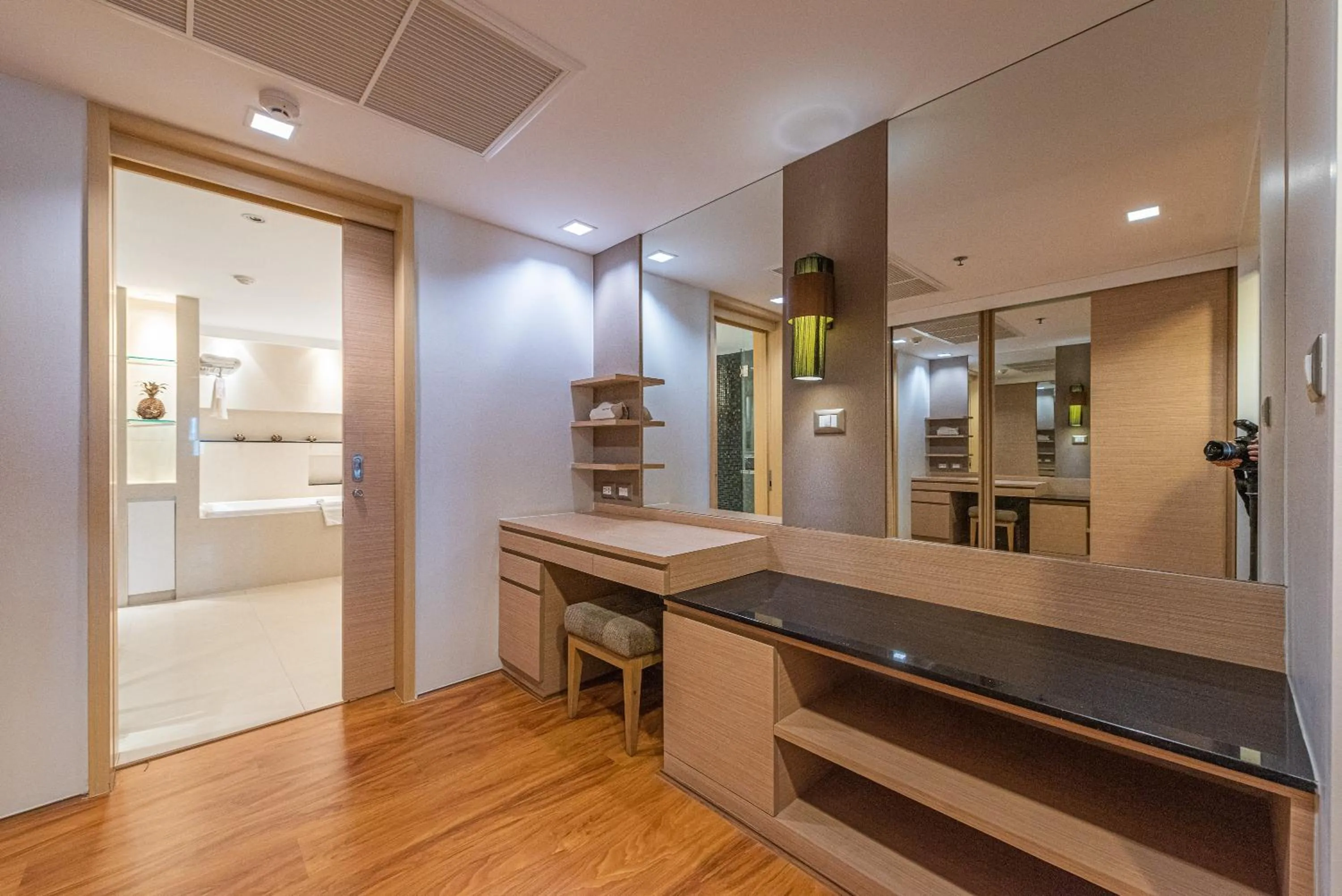 Bedroom in Summit Windmill Golf Suite Hotel at Suvarnabhumi