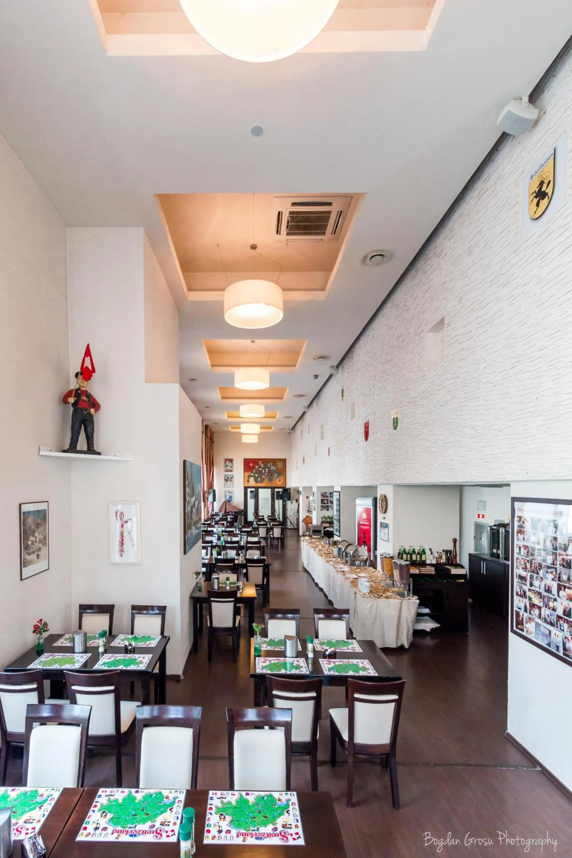 Restaurant/places to eat in Europa Royale Bucharest