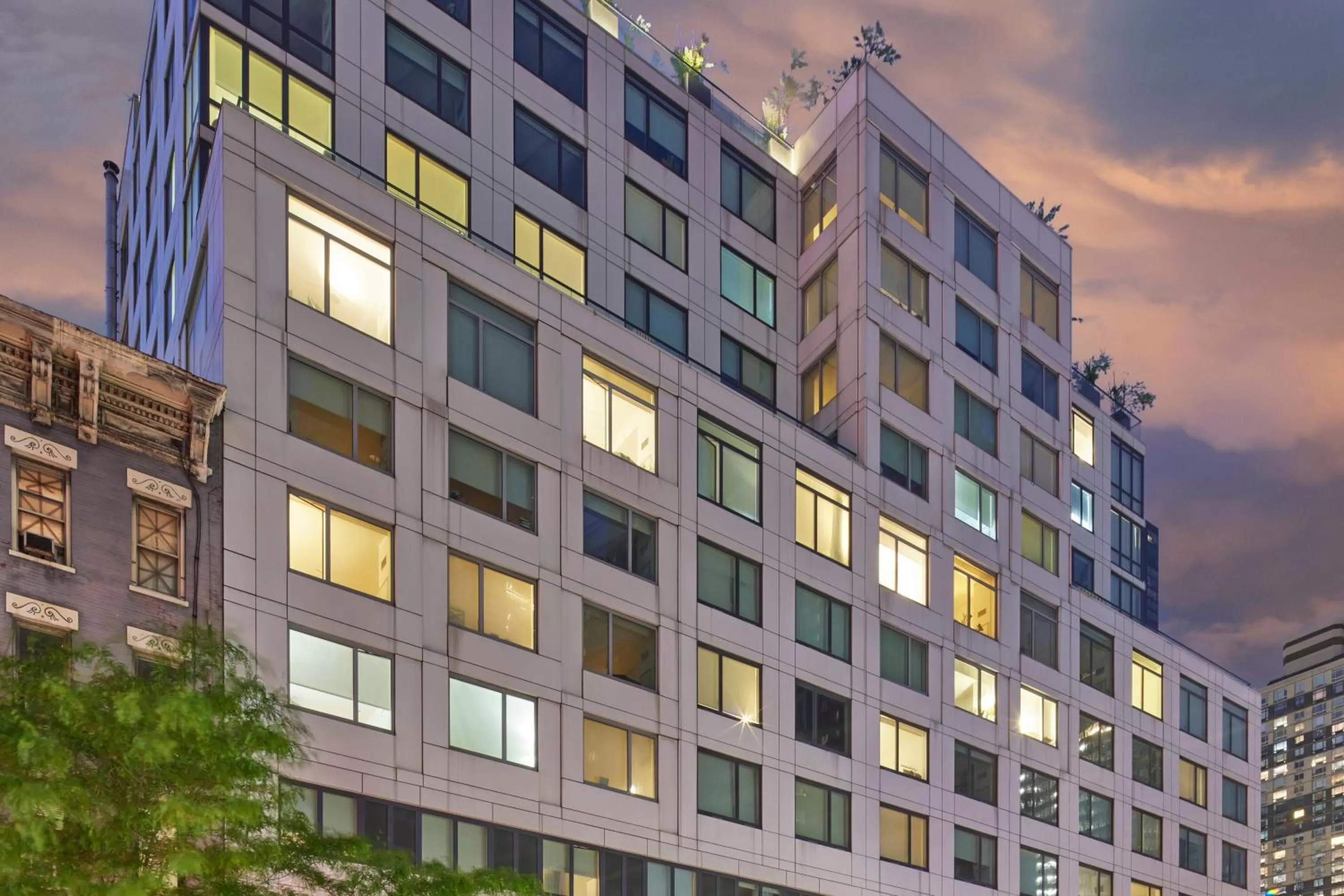 Property building in Truss Hotel Times Square