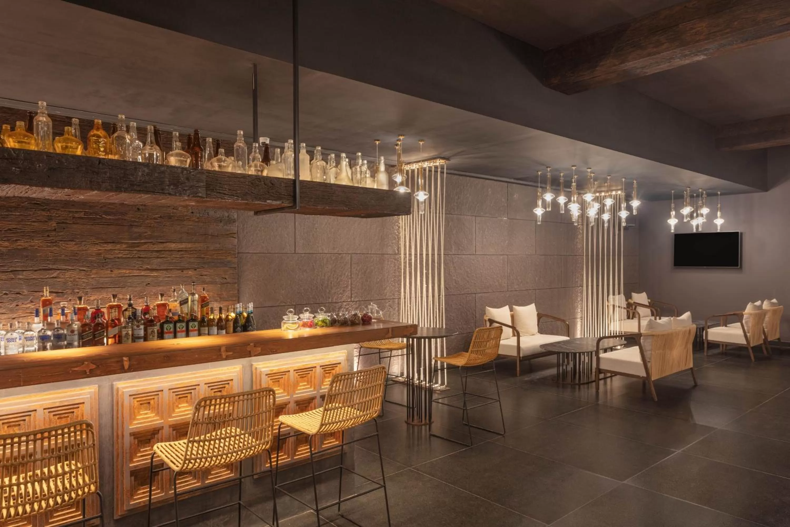 Lounge or bar in Sheraton Grand Chennai Resort & Spa