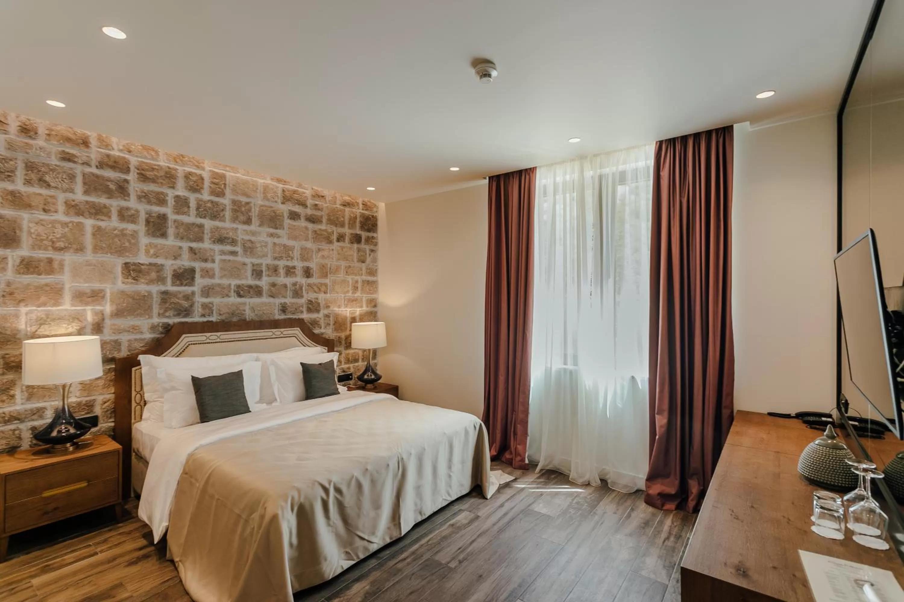 Photo of the whole room, Bed in Boutique Hotel Casa del Mare - Vizura