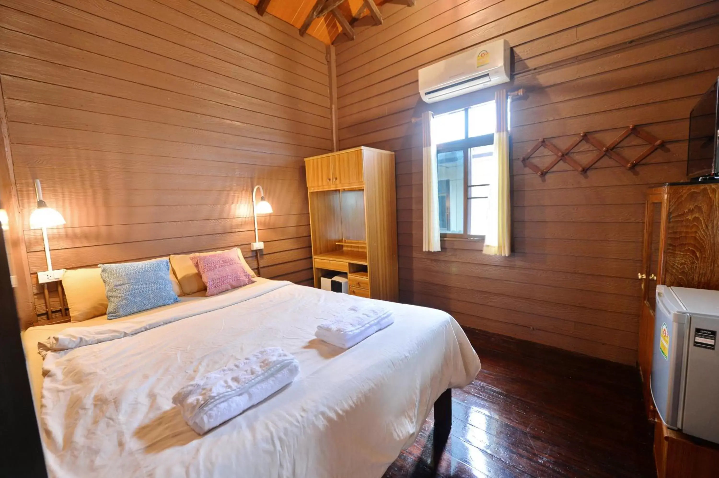 Double Room with Private External Bathroom in Huan Kawin Est.58 Lanna Home & Collection Double Room with Private External Bathroom in Huan Kawin Est.58 Lanna Home & Collection