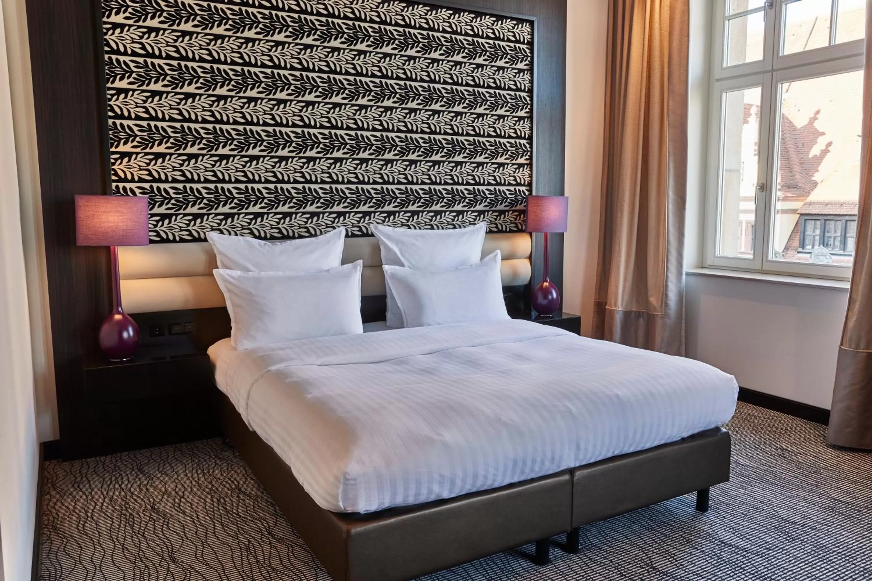 Bed in Steigenberger Icon Grandhotel Handelshof Leipzig