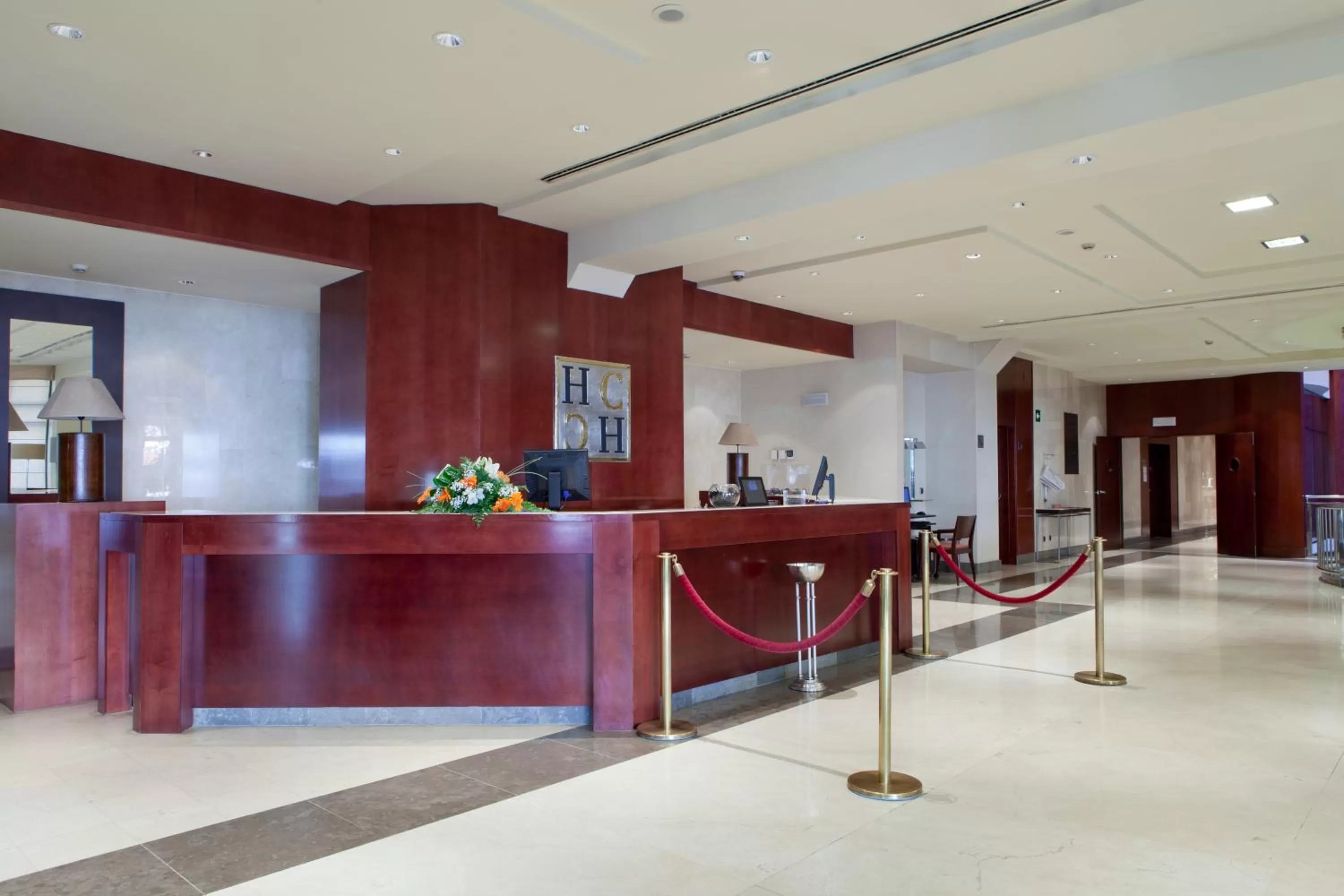 Lobby or reception in Hotel Badajoz Center