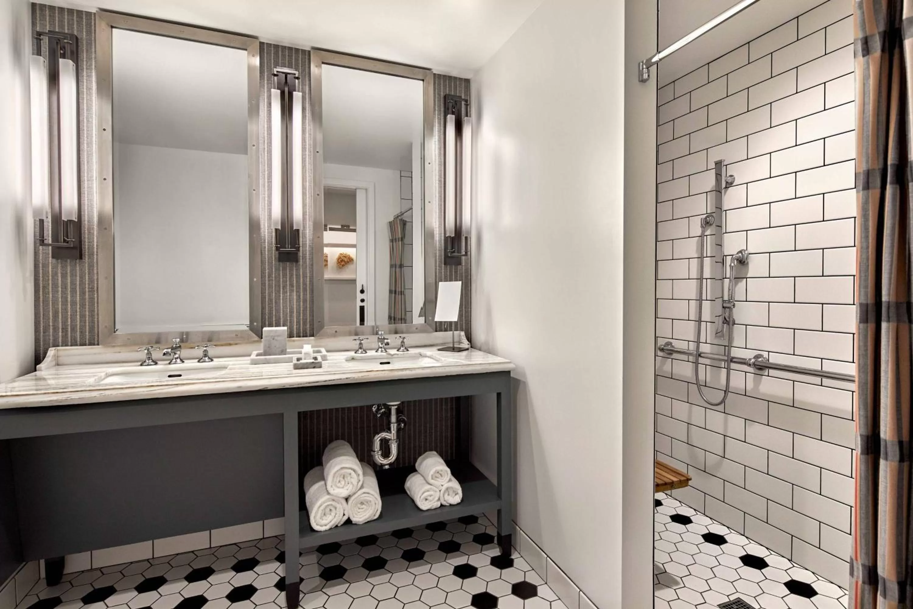 Bathroom in Lido House, Autograph Collection