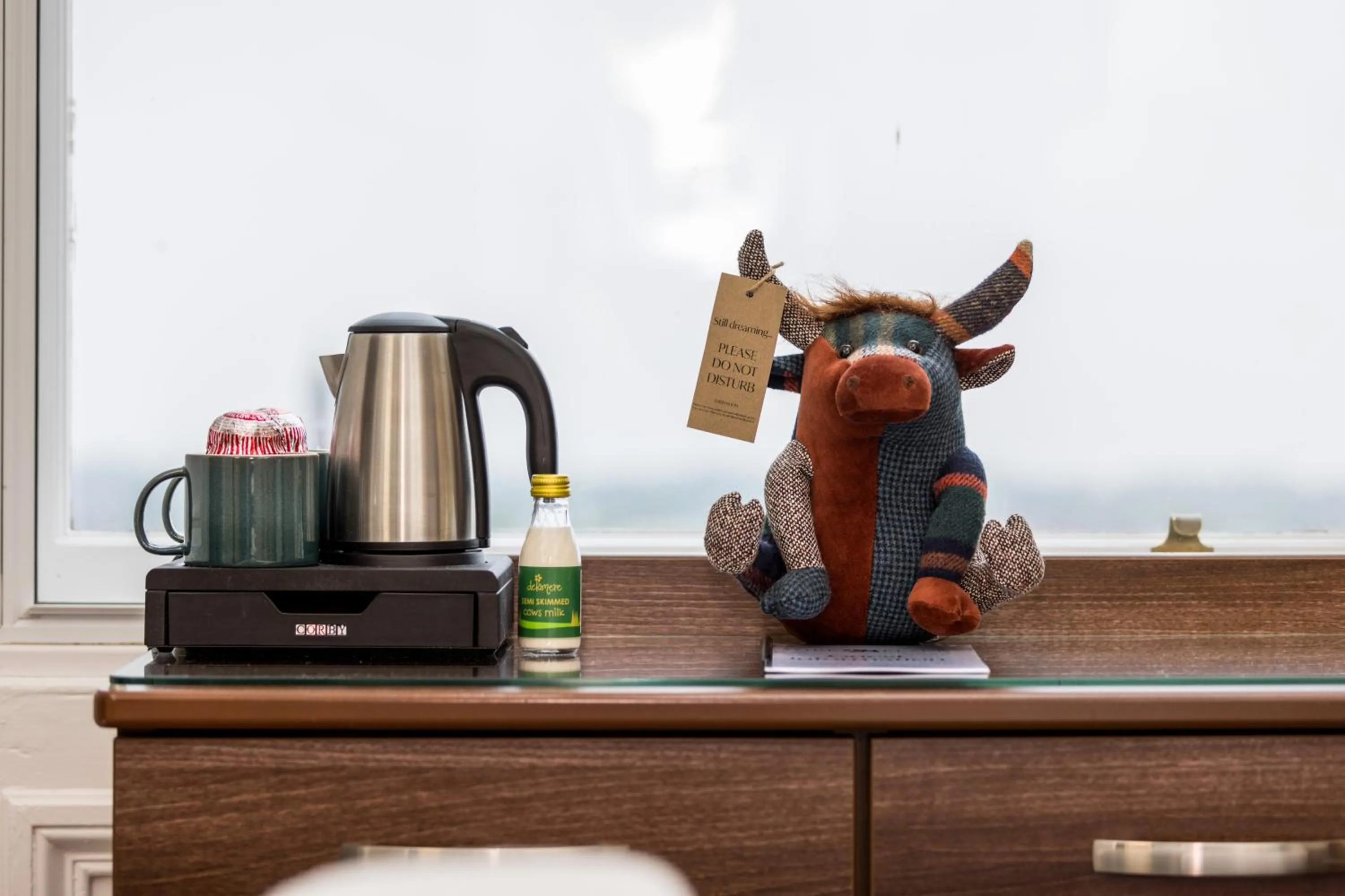 Coffee/tea facilities in 28 York Place Hotel