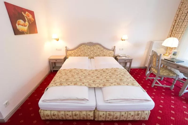 Photo of the whole room, Bed in Hotel Aselager Mühle