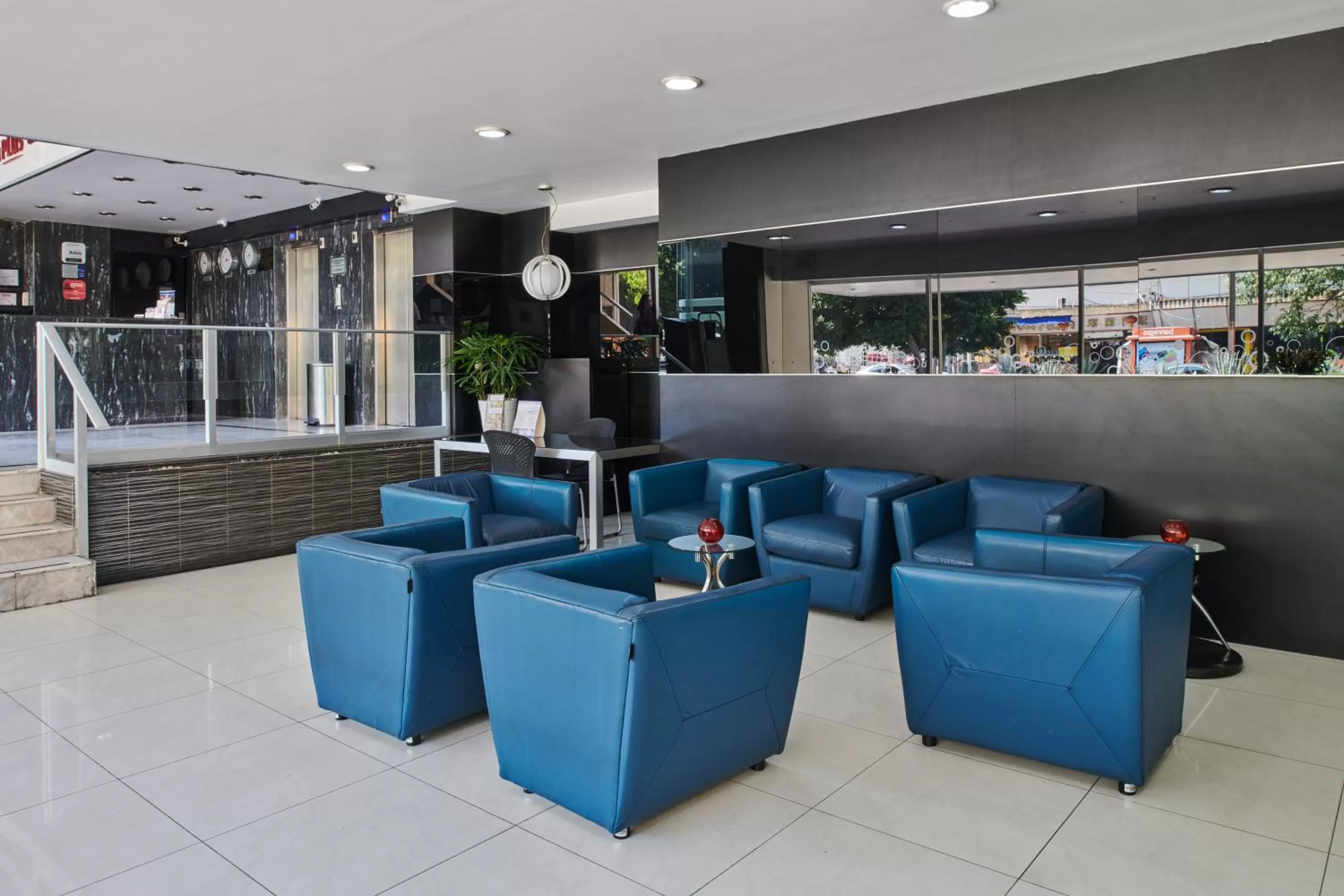 Lobby or reception in Best Western Plus Gran Hotel Centro Historico