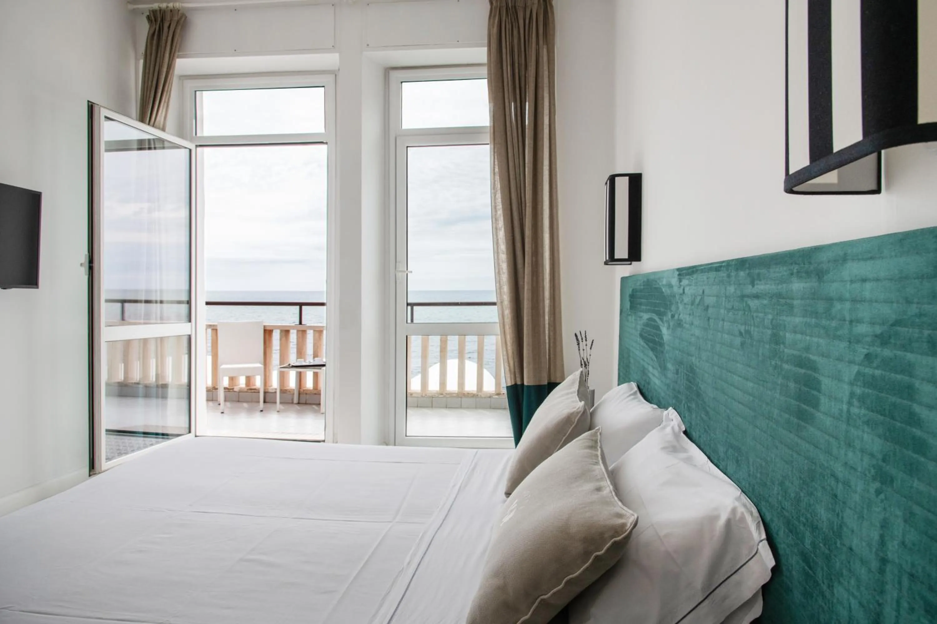 Bed in Villa delle Palme