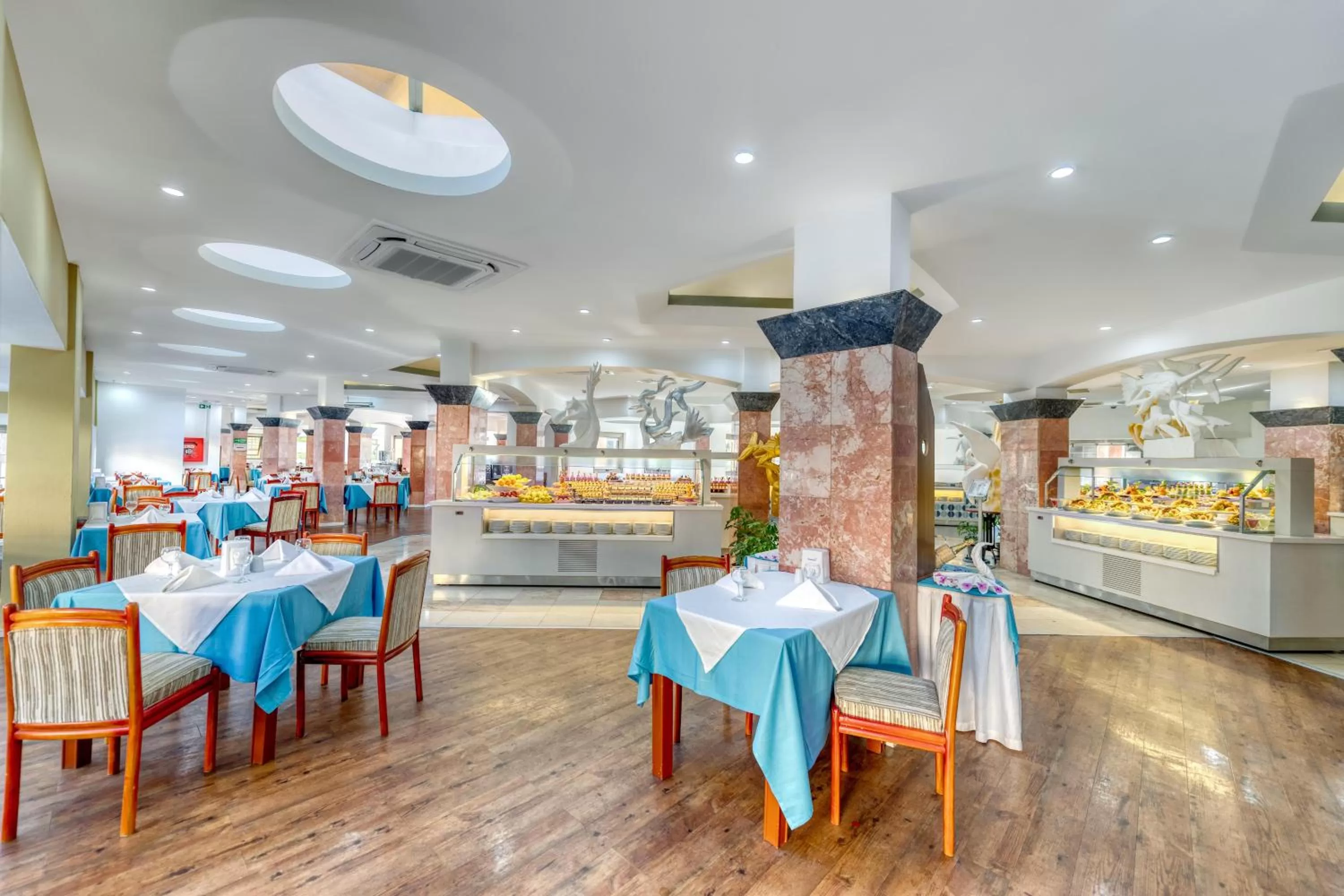 Restaurant/places to eat in Labranda Excelsior Hotel