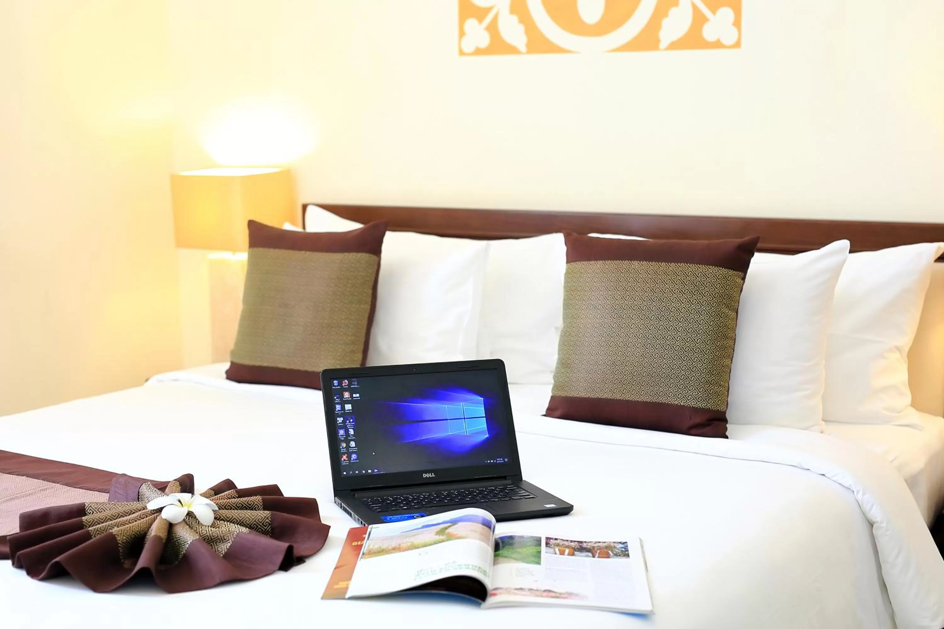 Bed in Glenwood City Resort