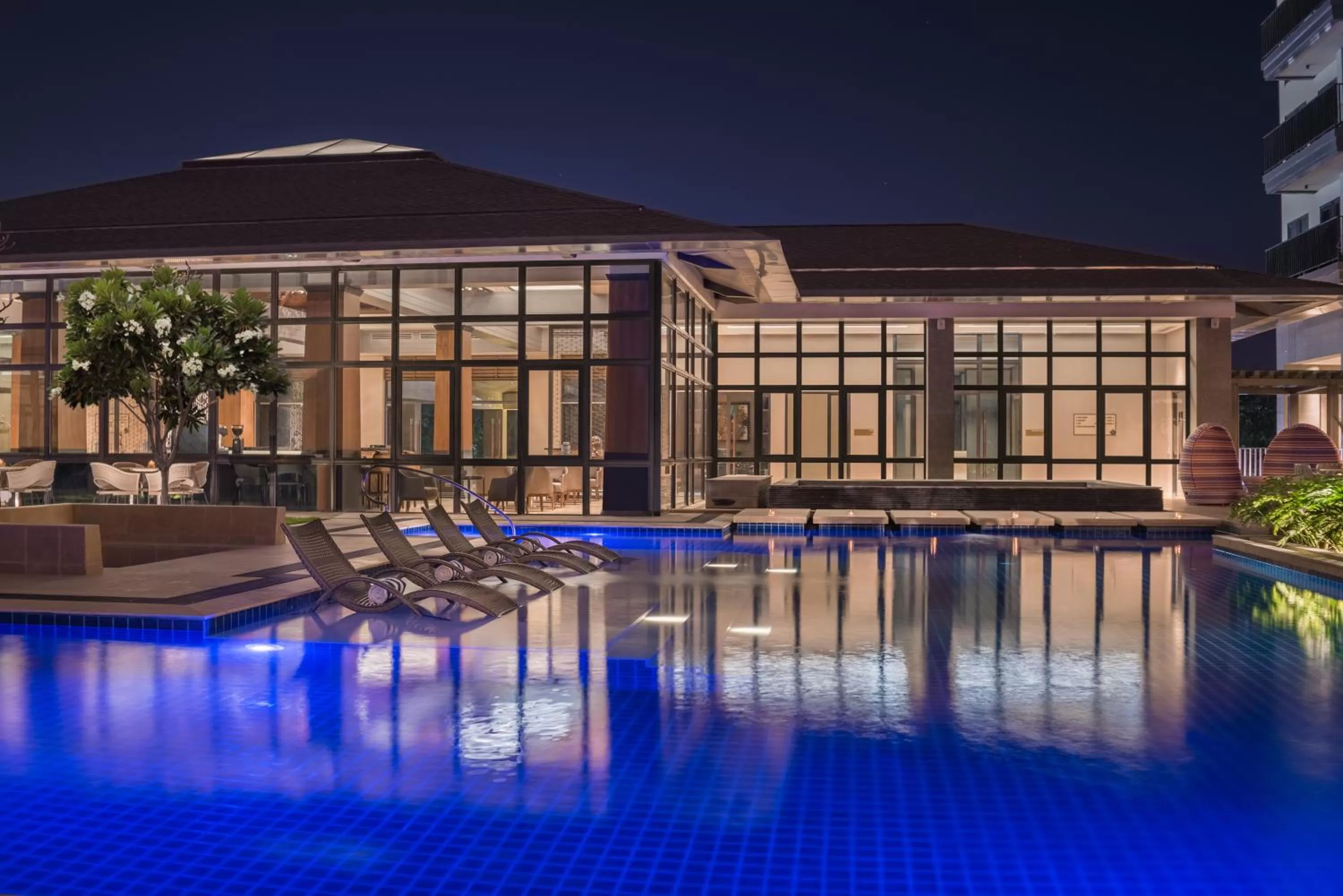 Swimming pool in dusitD2 Davao