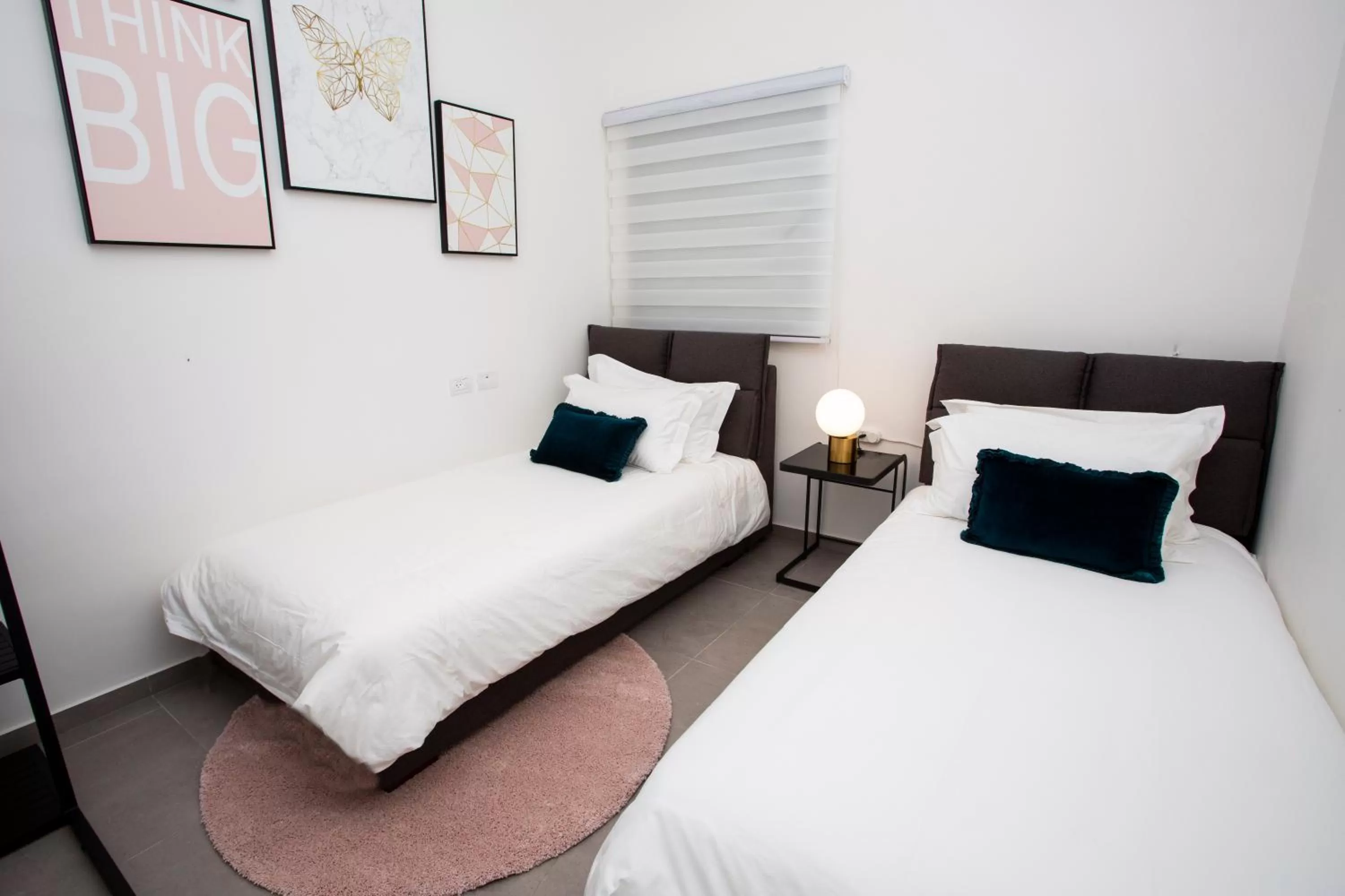 Bedroom, Bed in Emilia TLV