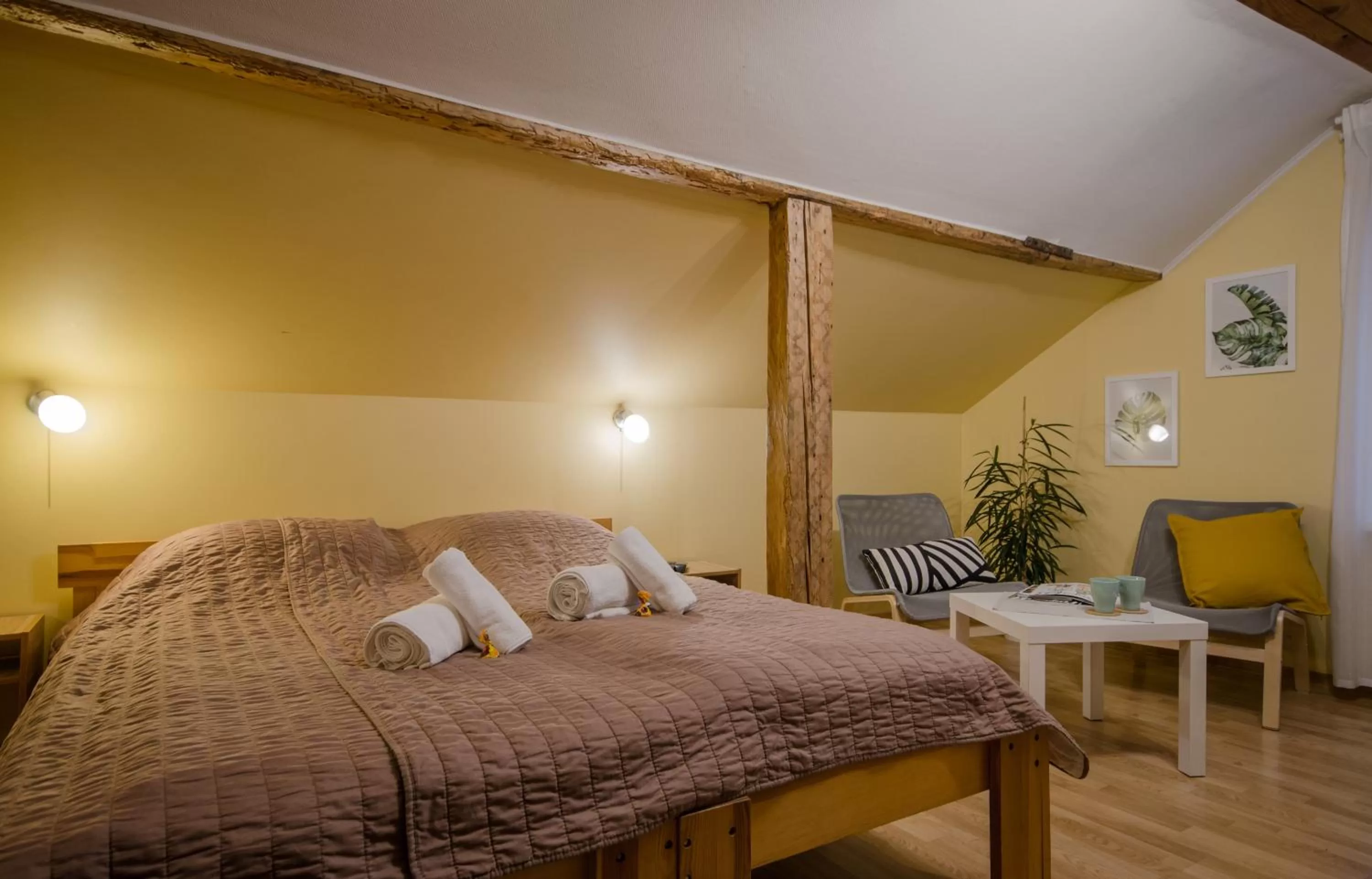 Photo of the whole room, Bed in Veldzes Nams