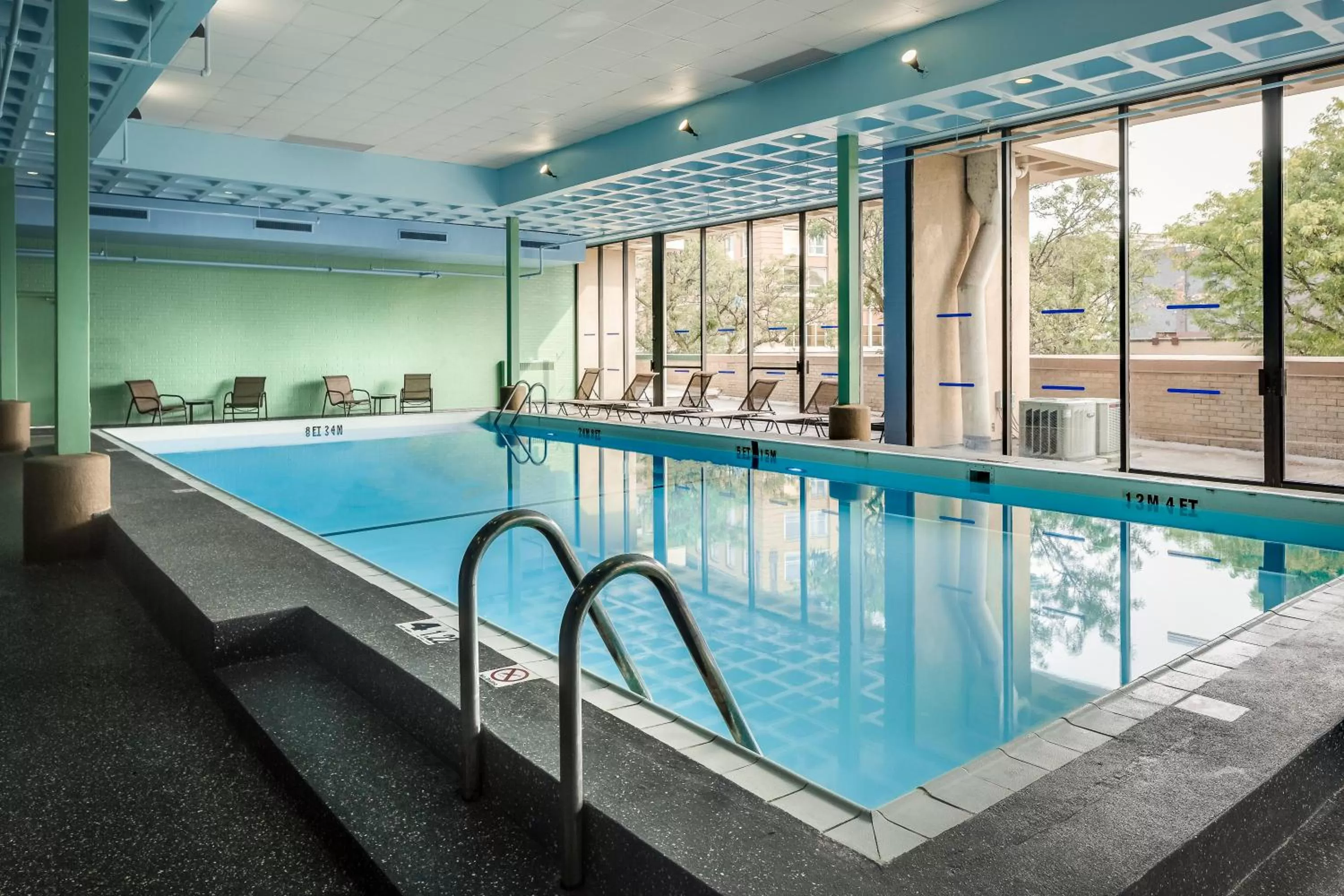 Swimming pool in Holiday Inn Rock Island-Quad Cities by IHG