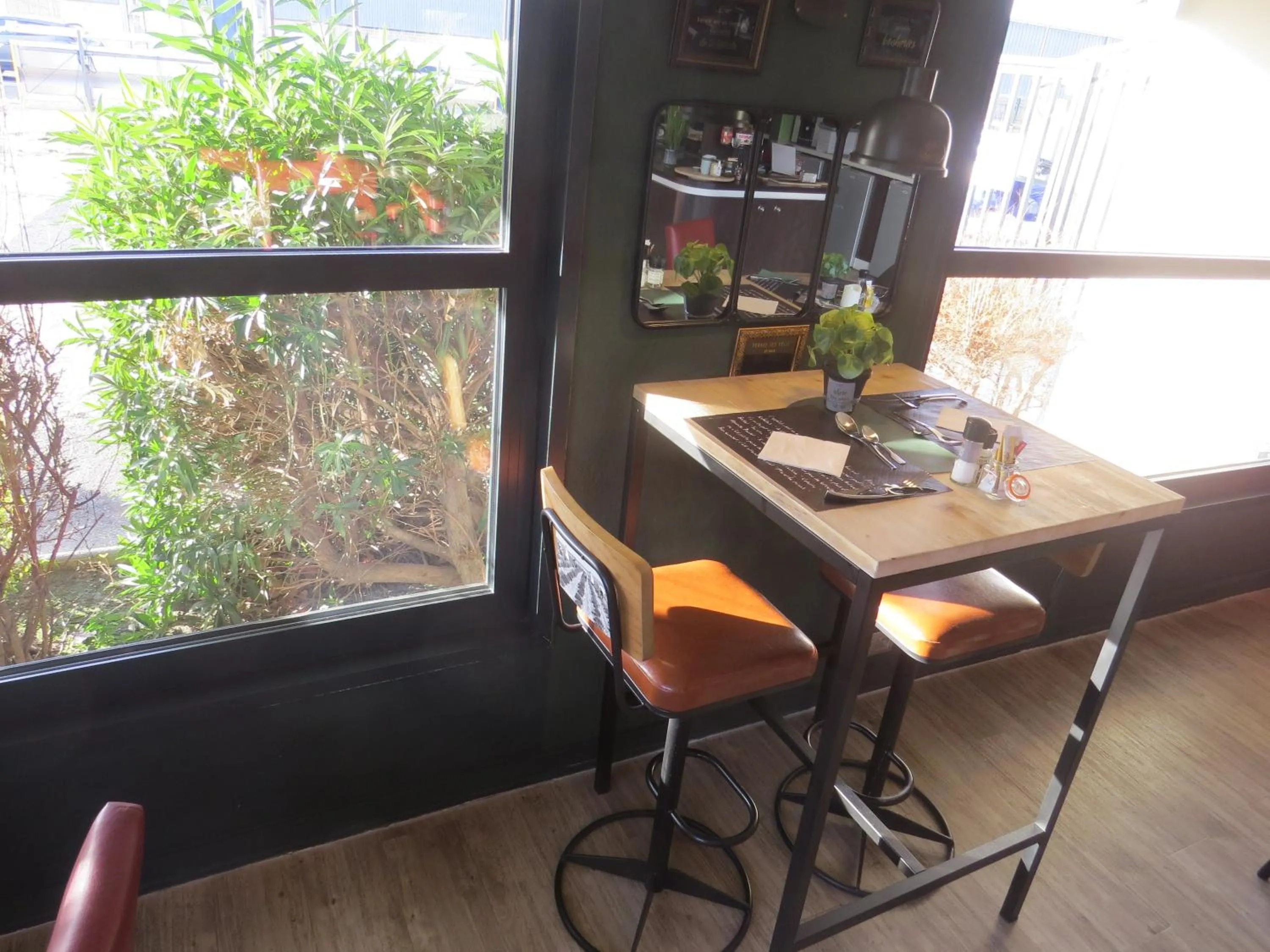 Dining area in Hôtel Kyriad Cap Sud