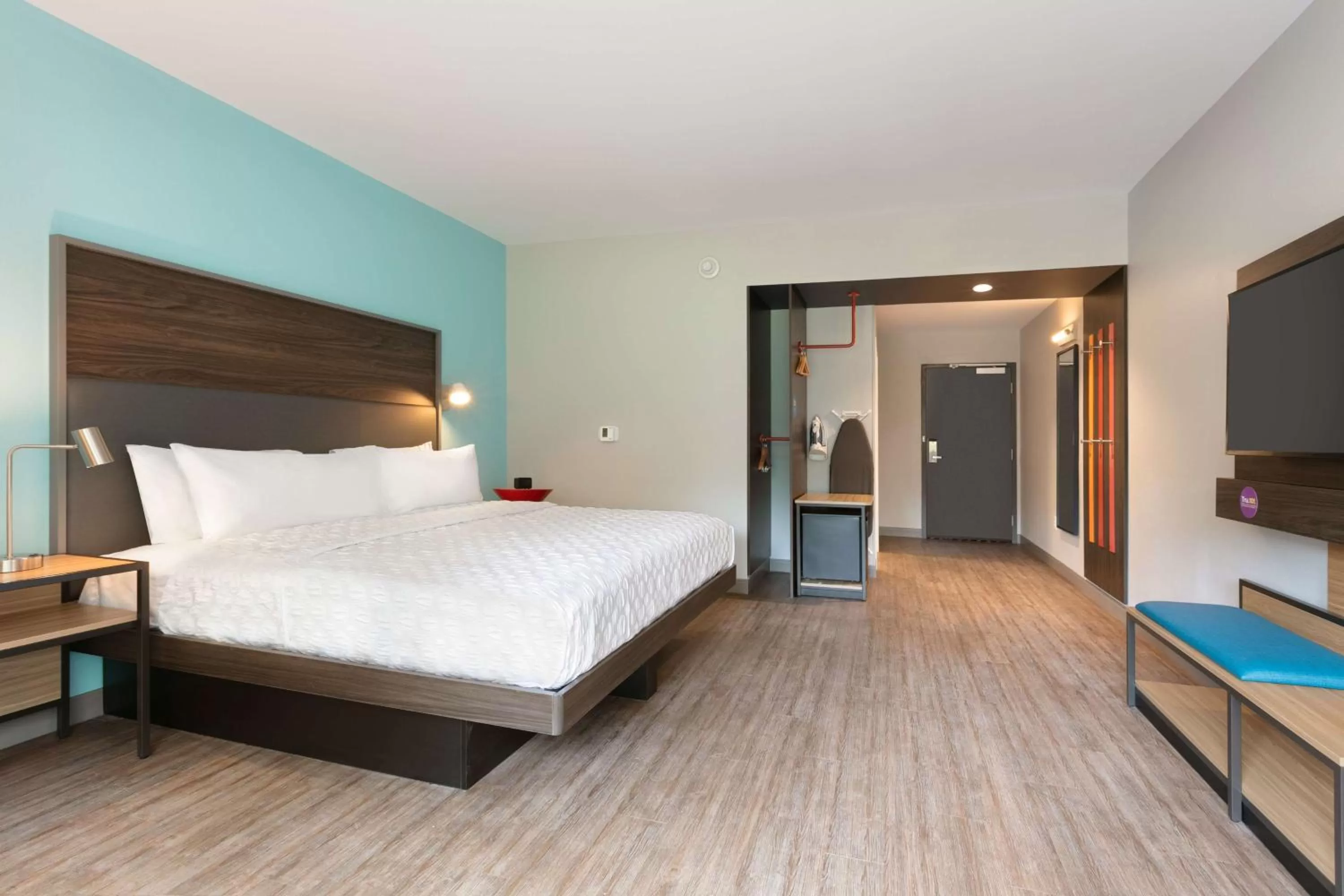 Bed in Tru By Hilton Easton