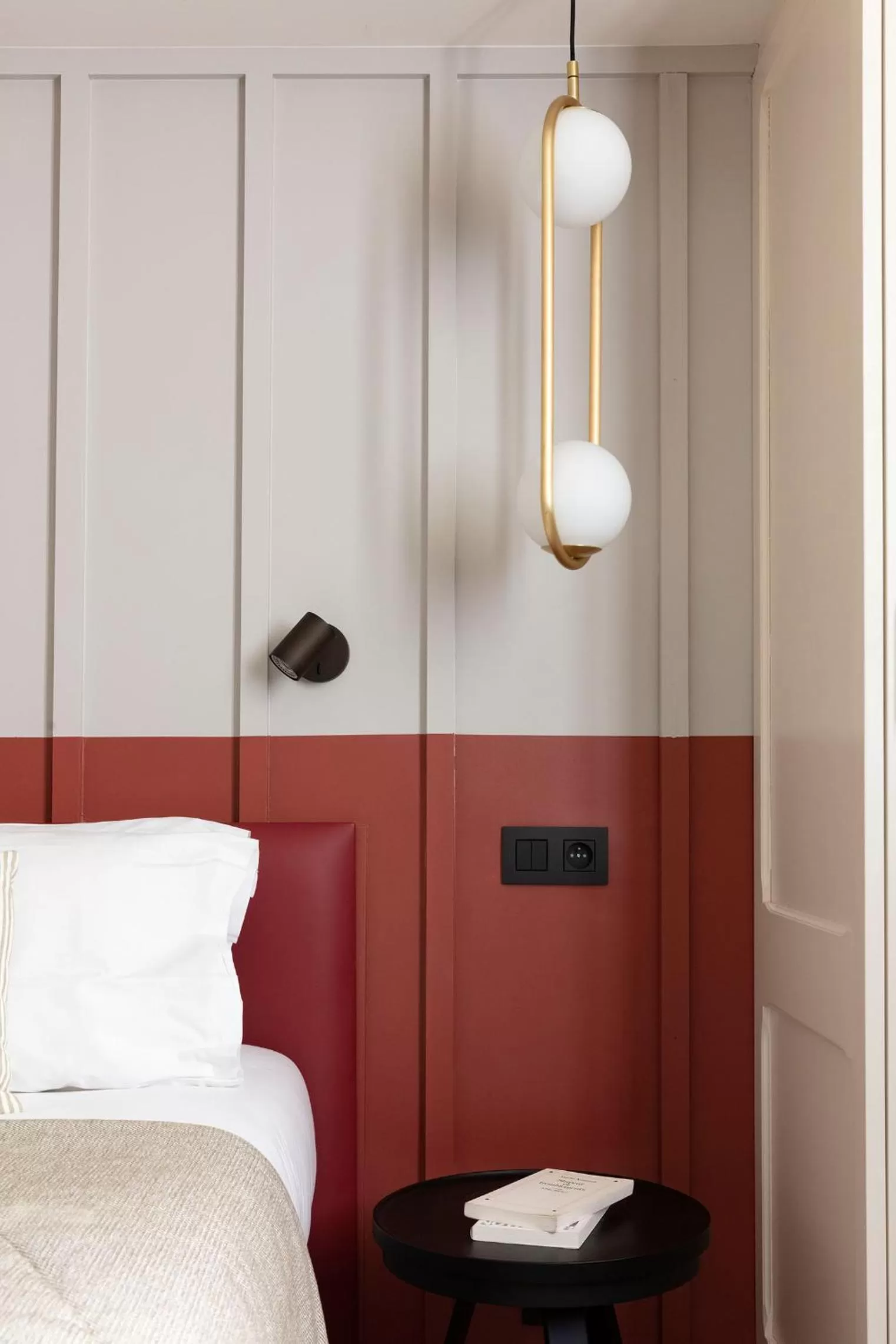 Decorative detail, Bed in Hotel Bastille Speria