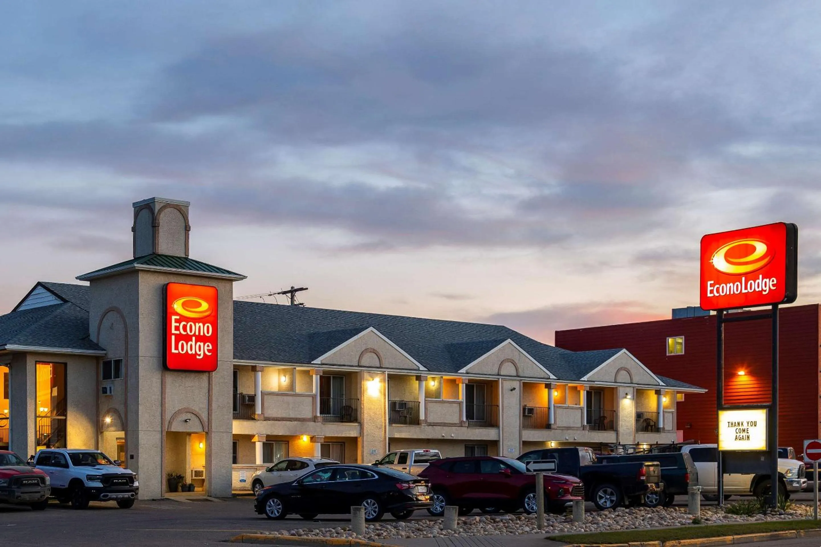 Property building in Econo Lodge